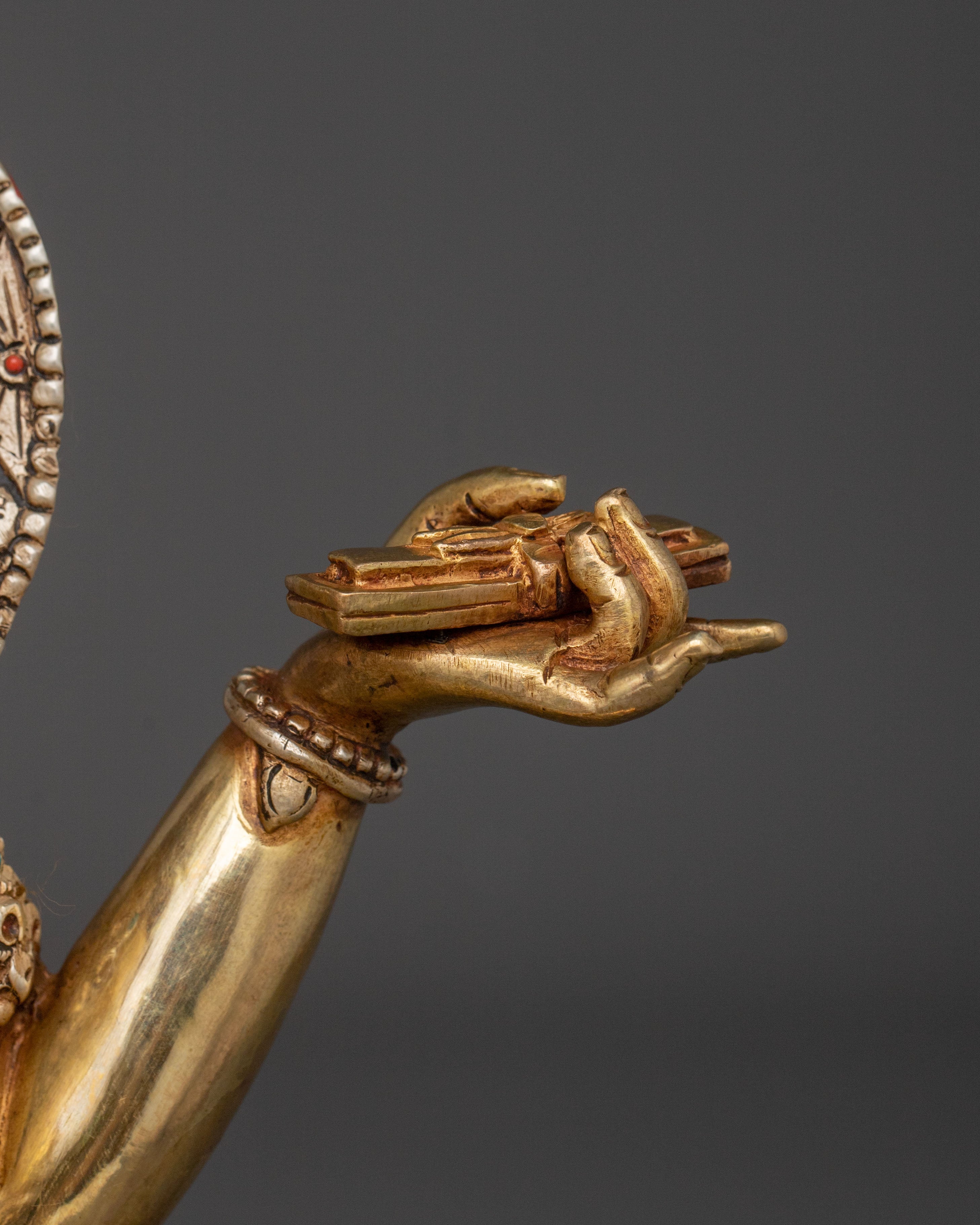 Prajnaparamita Statue | Embodiment of Wisdom