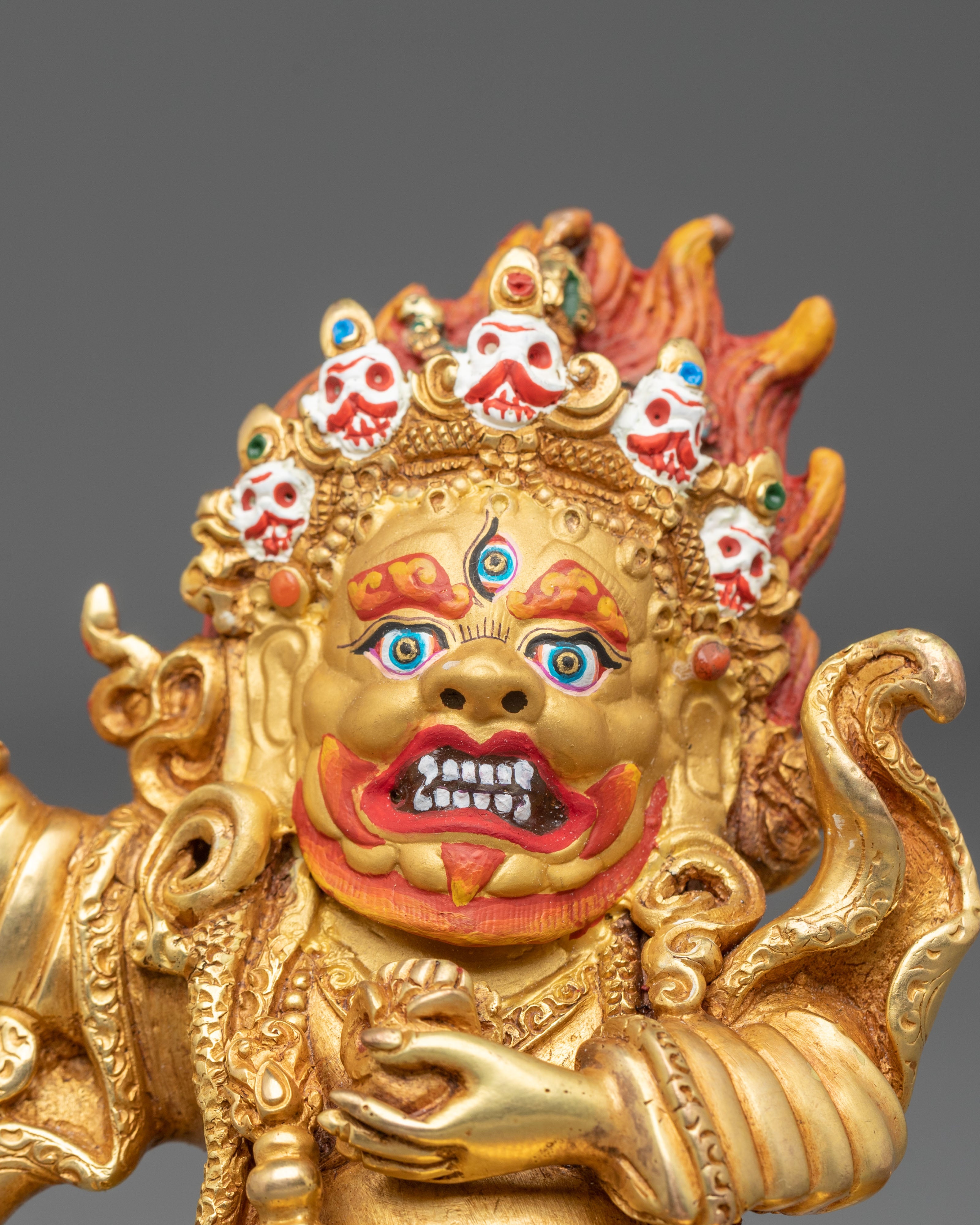 Mahakala Bernakchen Statue | Black-Cloaked Protector