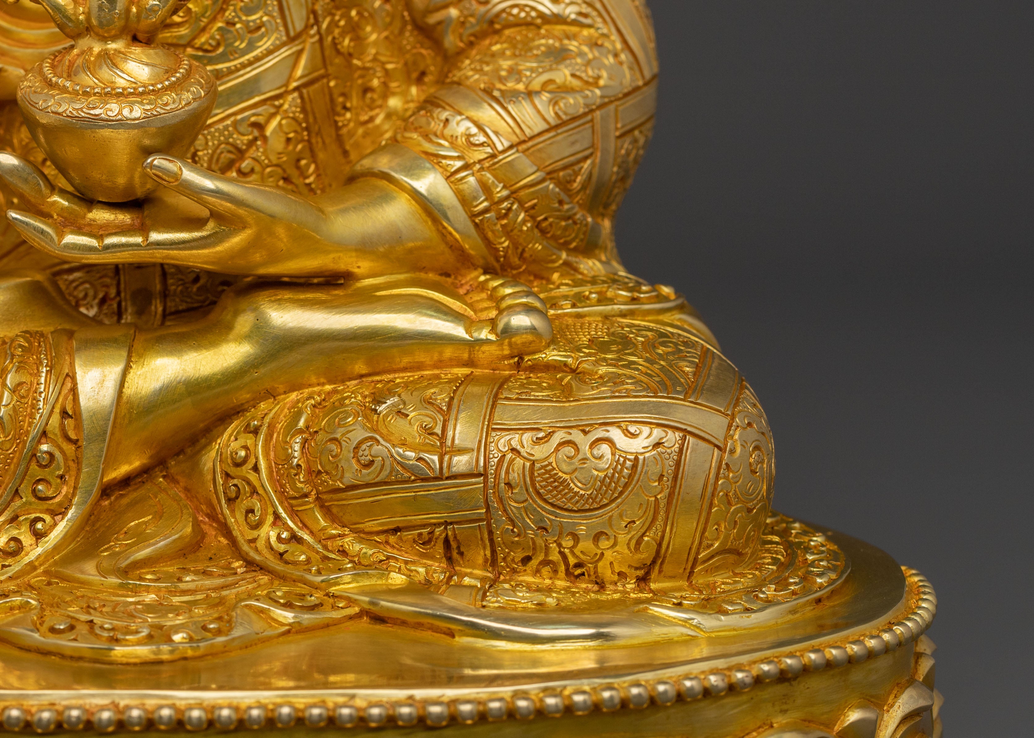 Medicine Buddha Statue | Symbol of Healing