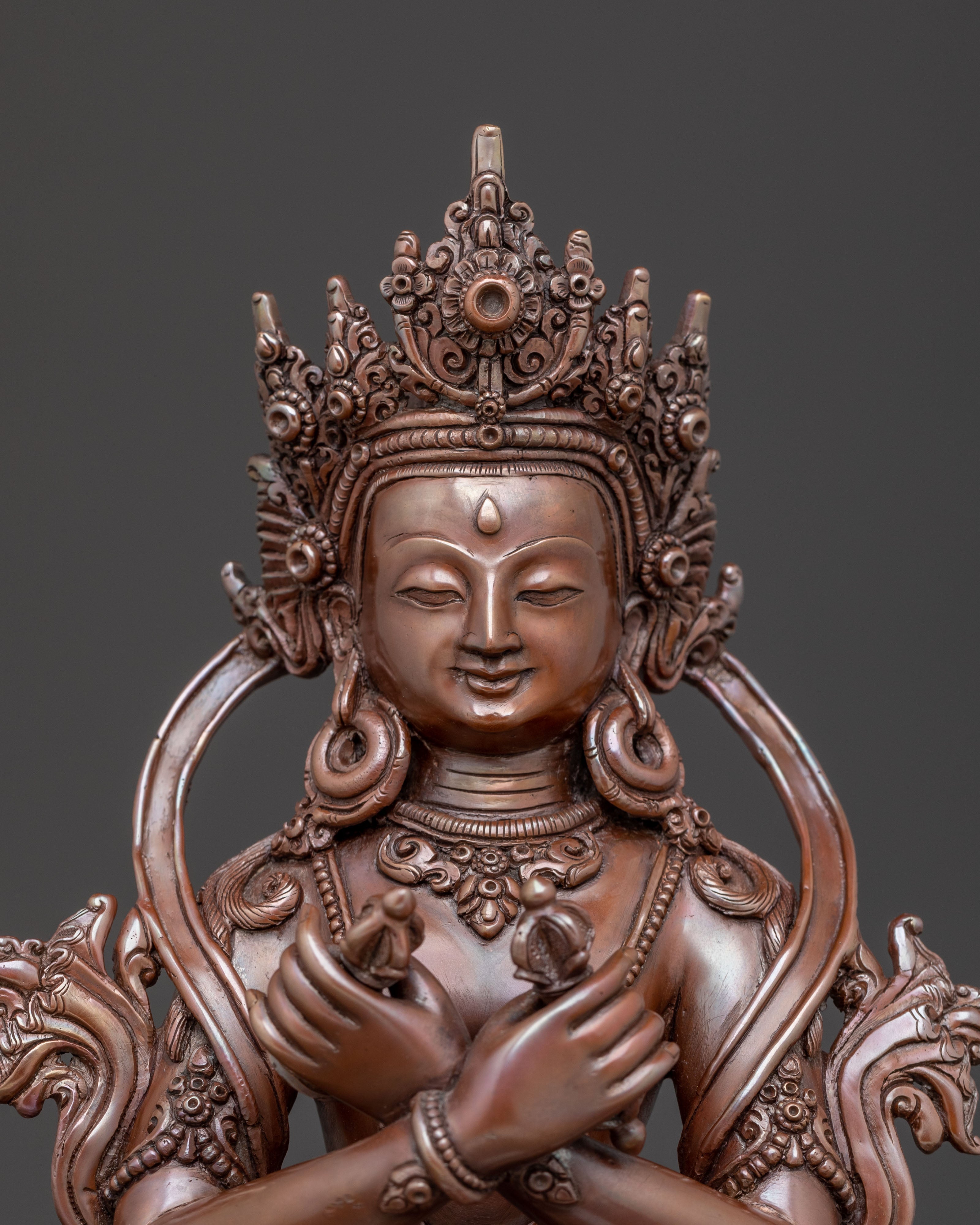 Divine Vajradhara Statue - Embodies Enlightenment