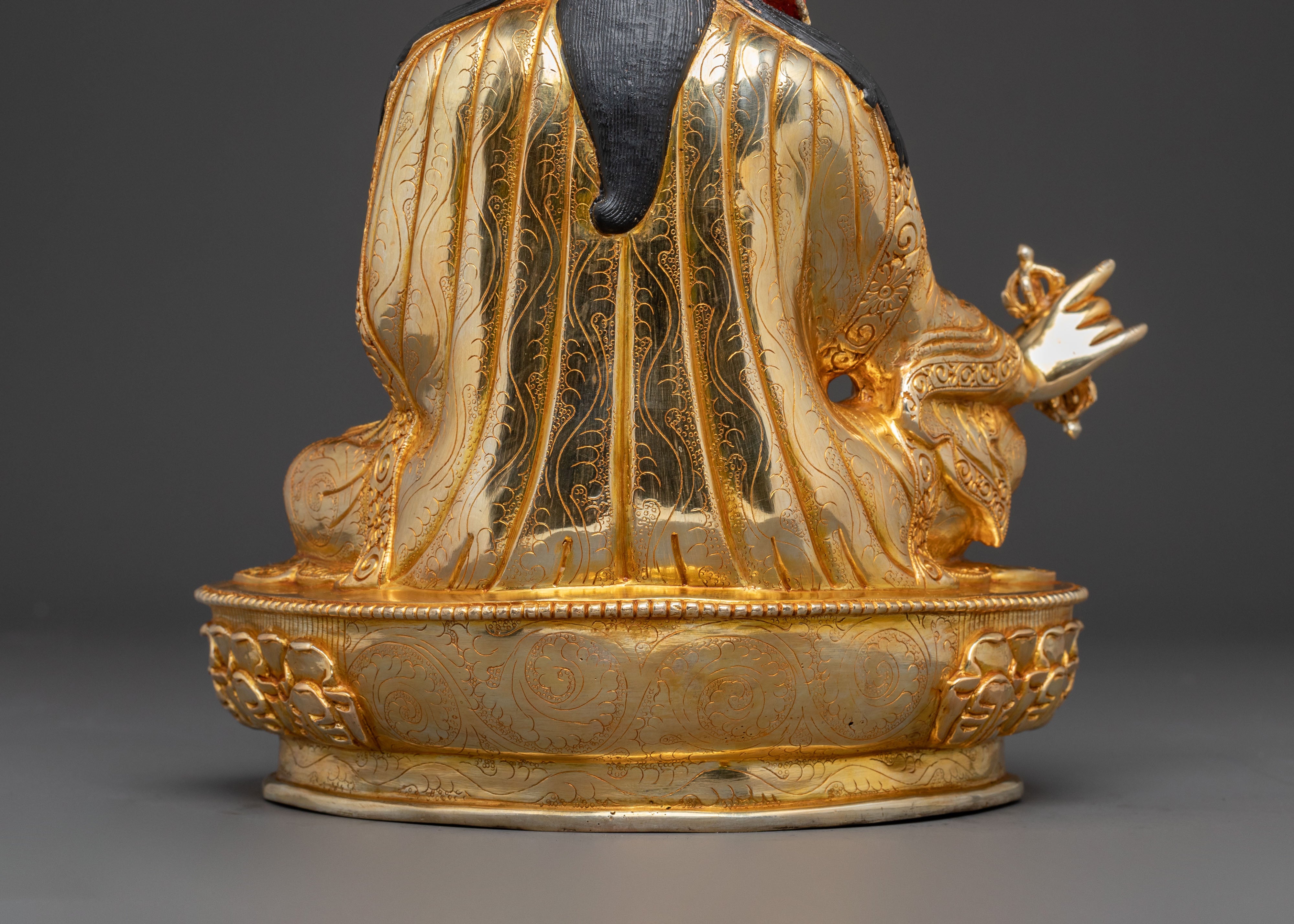 Vajrayana Guru Rinpoche Statue | Sacred Decor