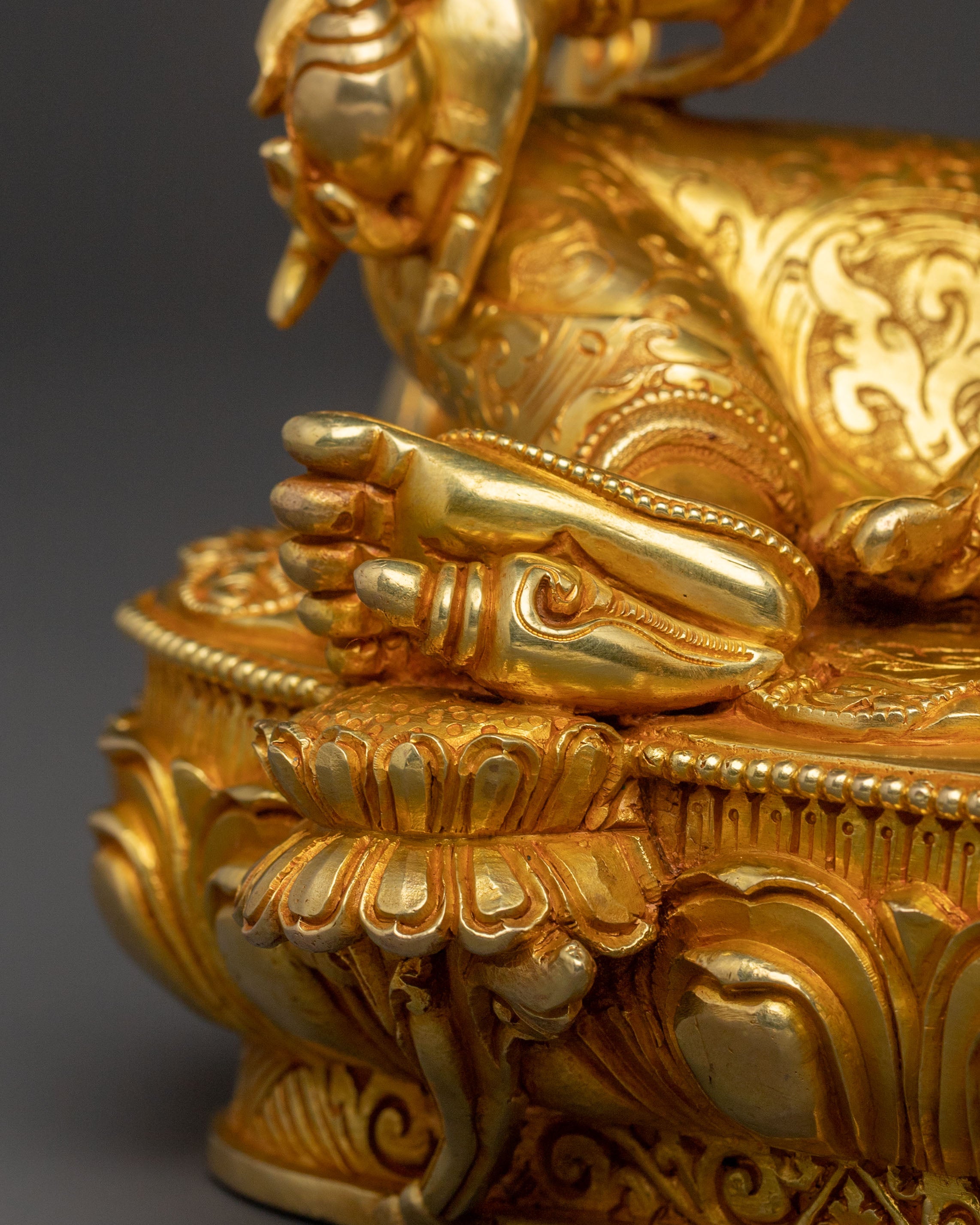 Sacred Statue of Lord Dzambhala | Guardian of Wealth