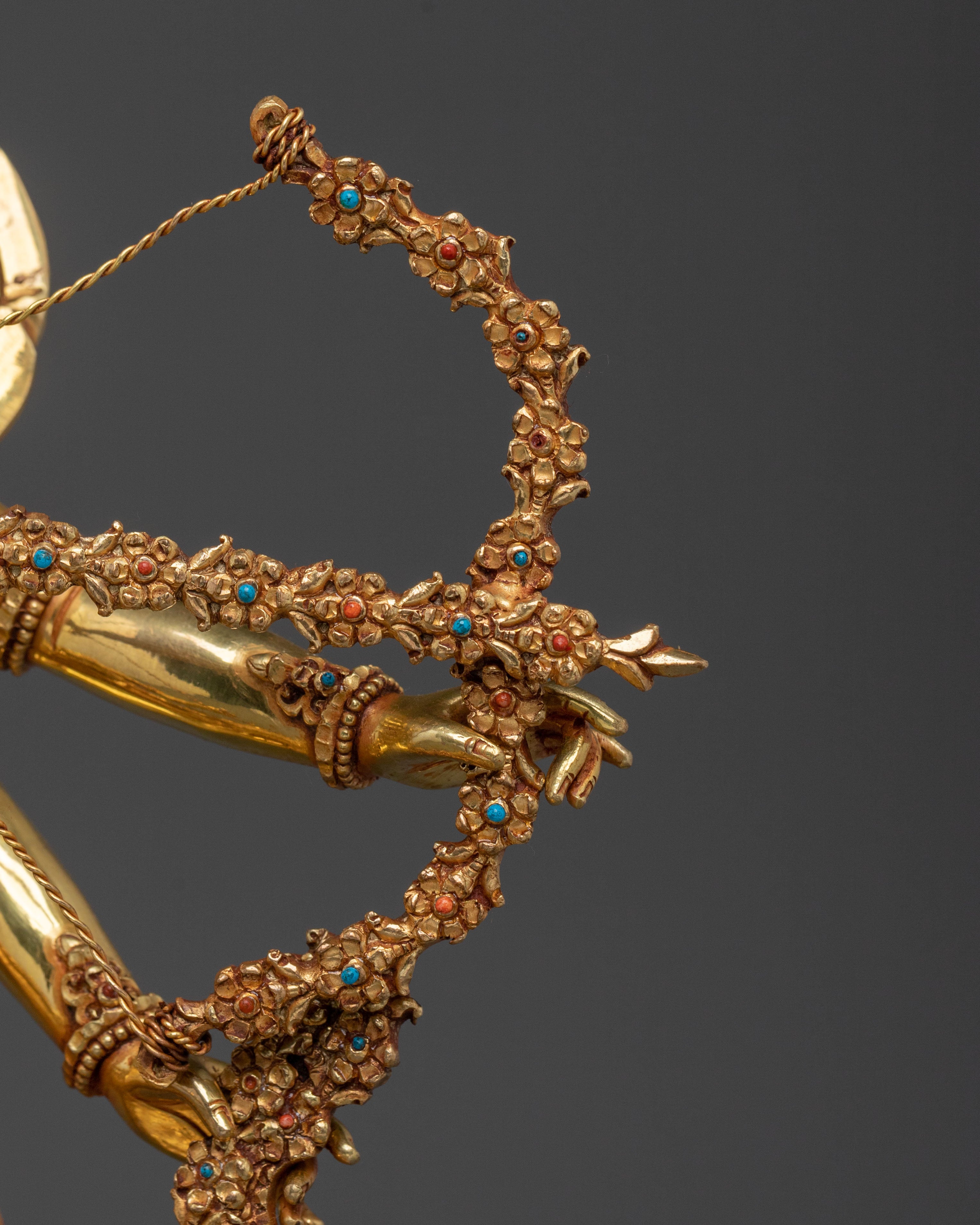 Handcrafted Kurukulla Sculpture: Himalayan Buddhist Art