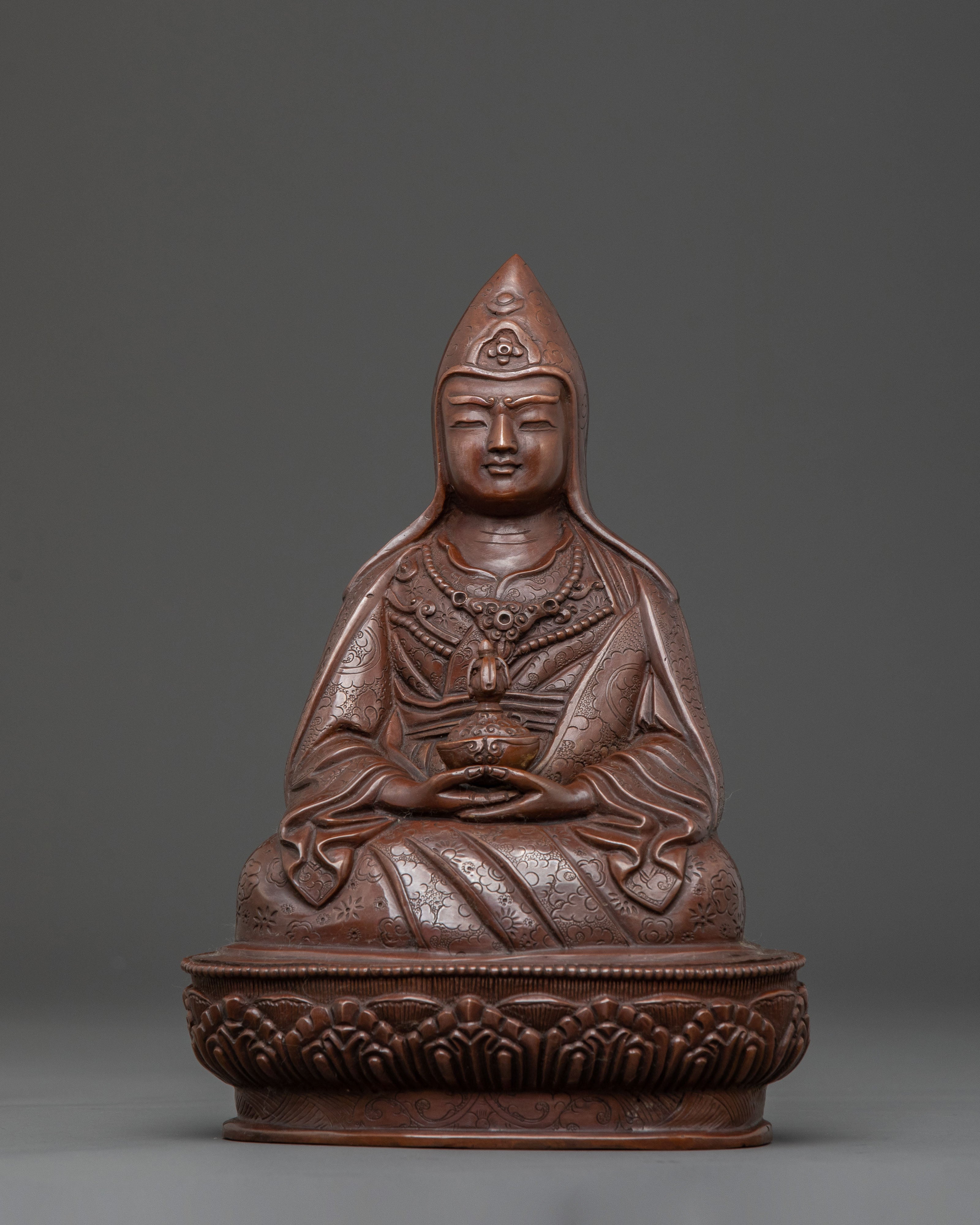 Guru Dewa Chenpo statue