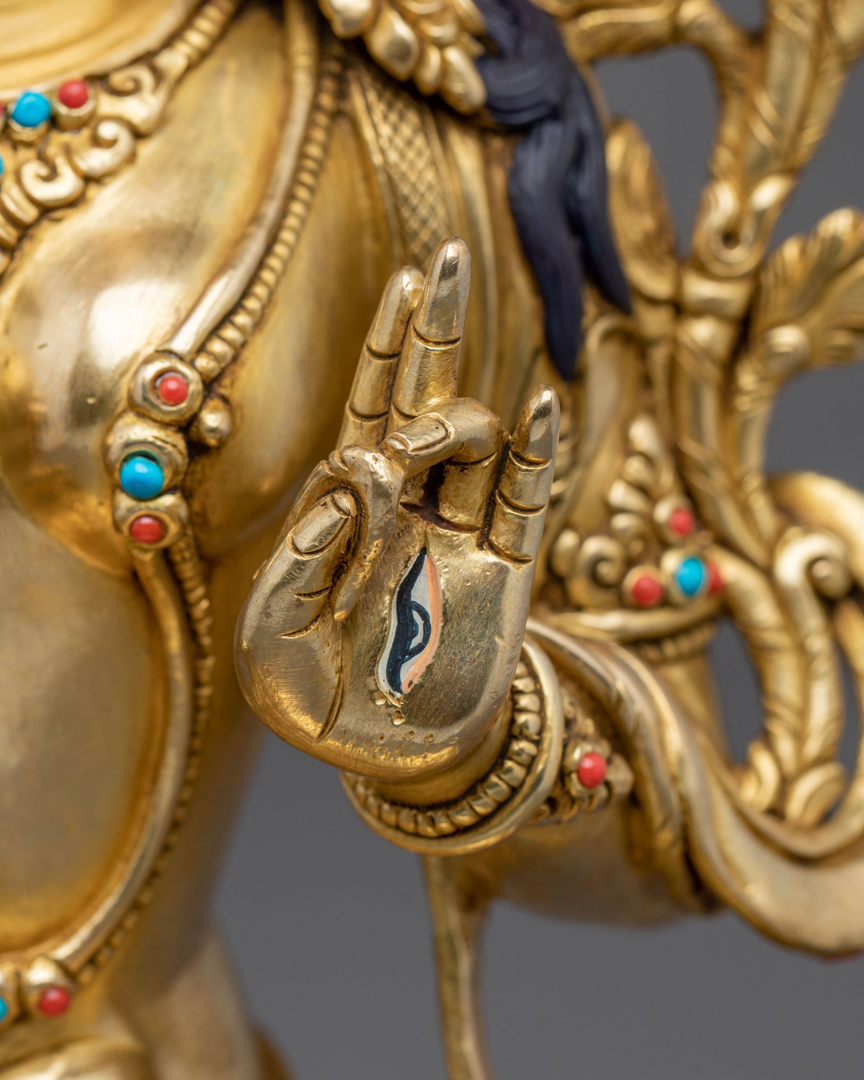 White Tara Statue: Embodiment of Healing and Compassion
