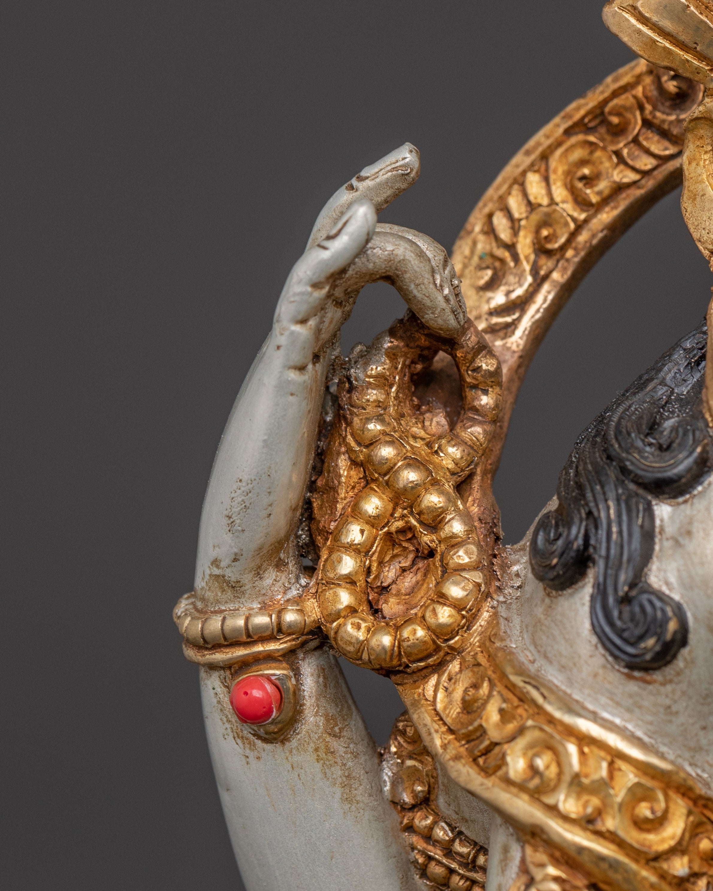 Chenrezig Traditional Sacred Statue | Spiritual Home Decor