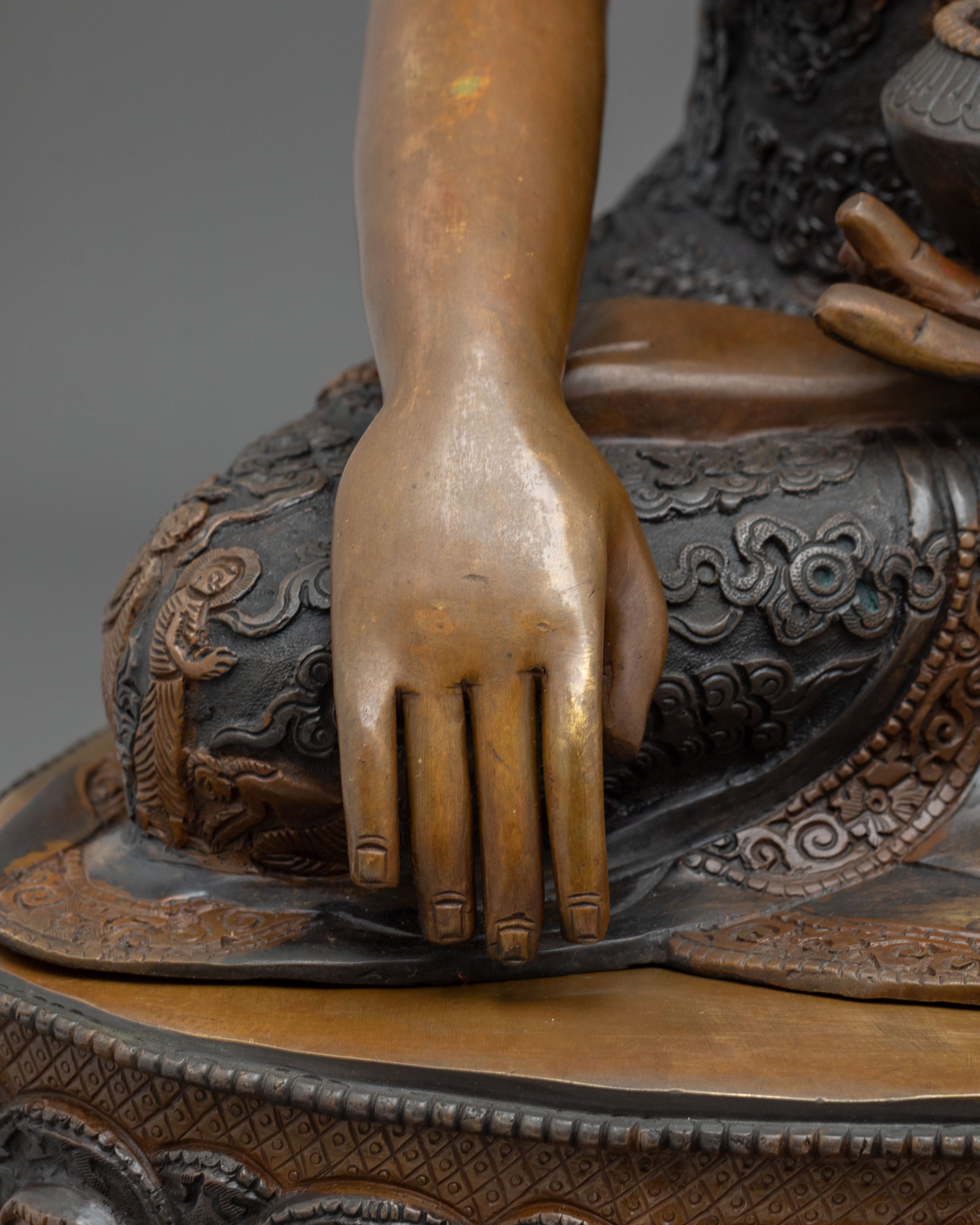 Shakyamuni Buddha Statue | Oxidized Figurine with Acrylic Painting