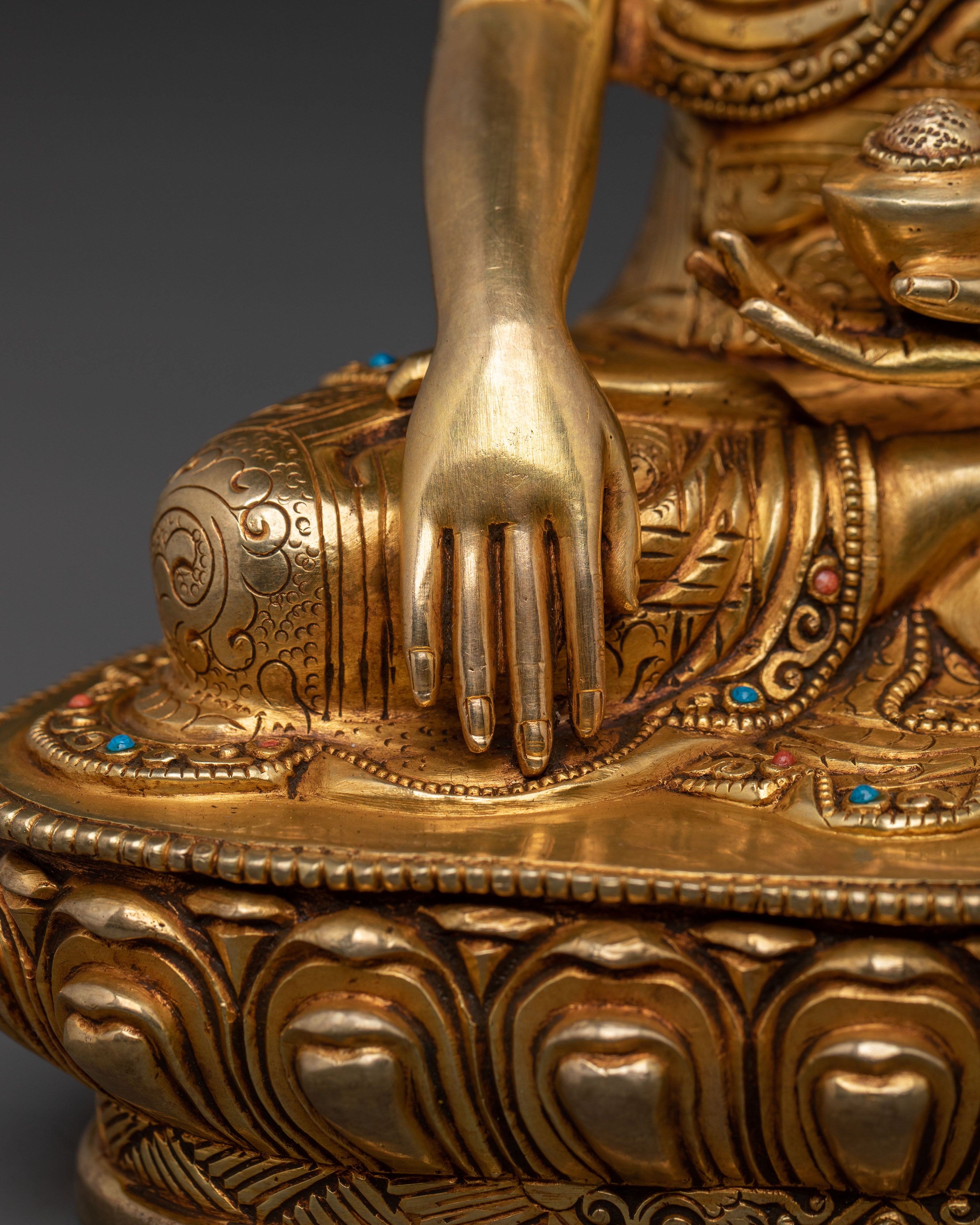 Shakyamuni Buddha Traditional Handcrafted Statue