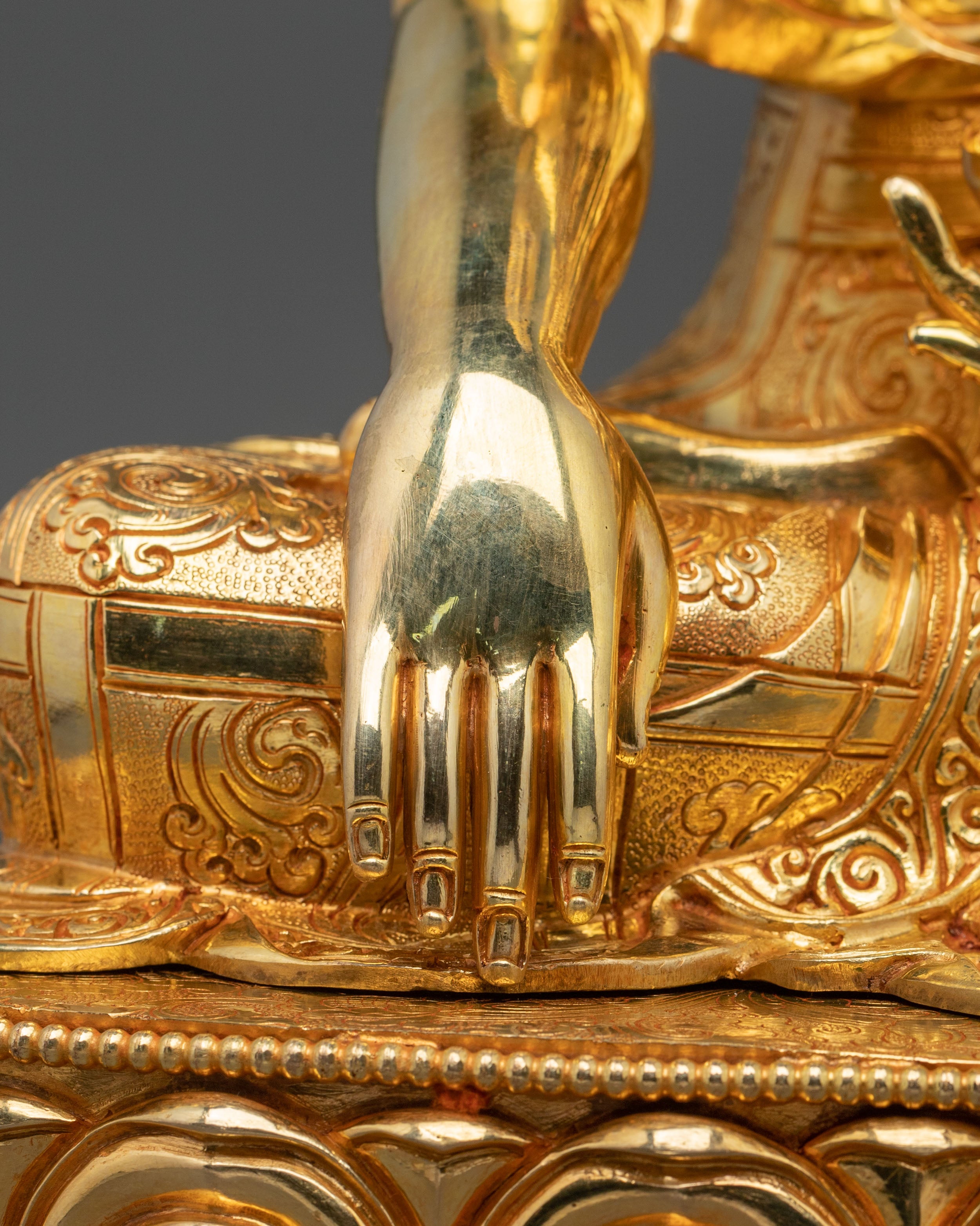 Serene Sage Shakyamuni Buddha Himalayan Sculpture