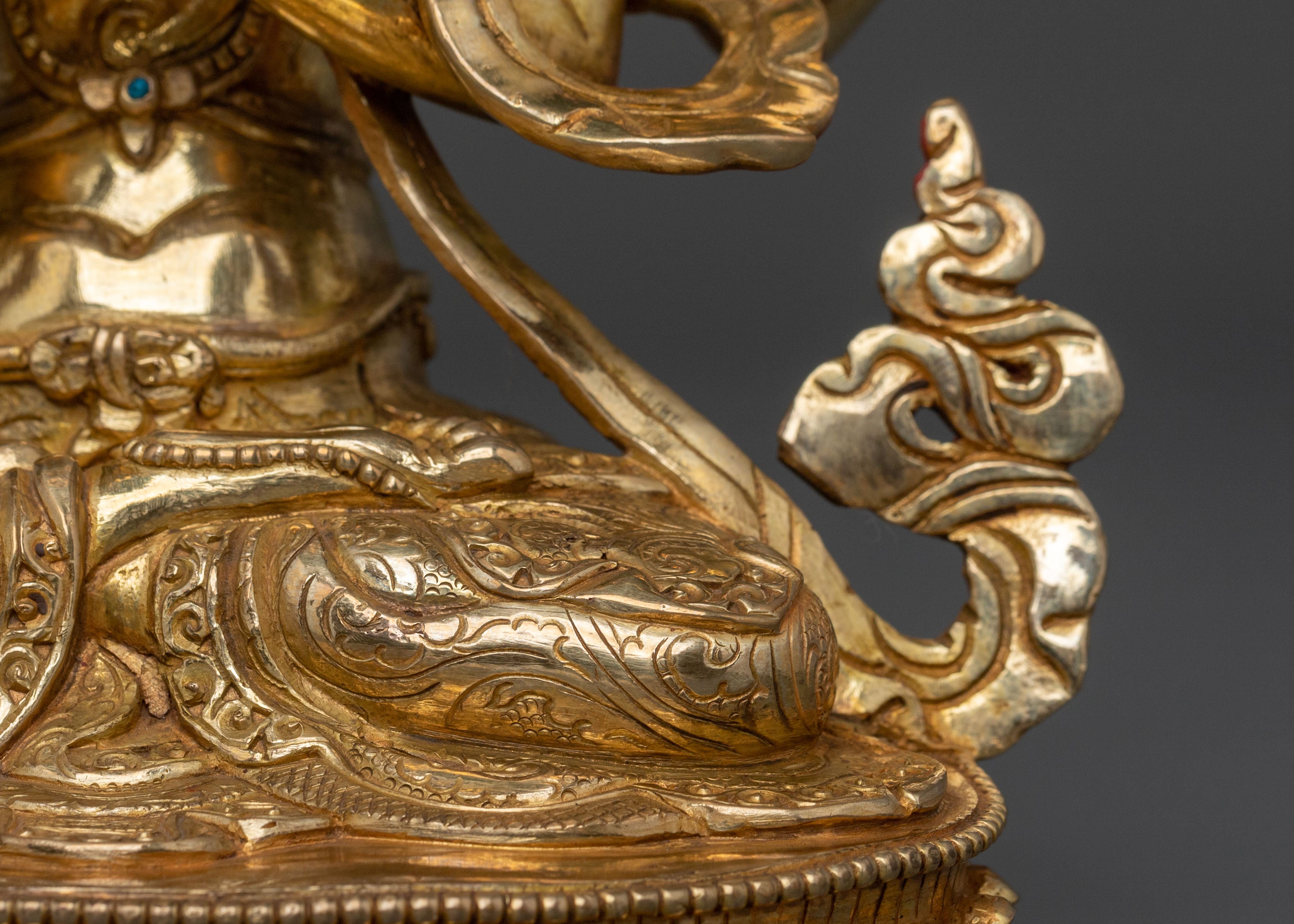 Four-Armed Chenrezig Statue | Home Decor