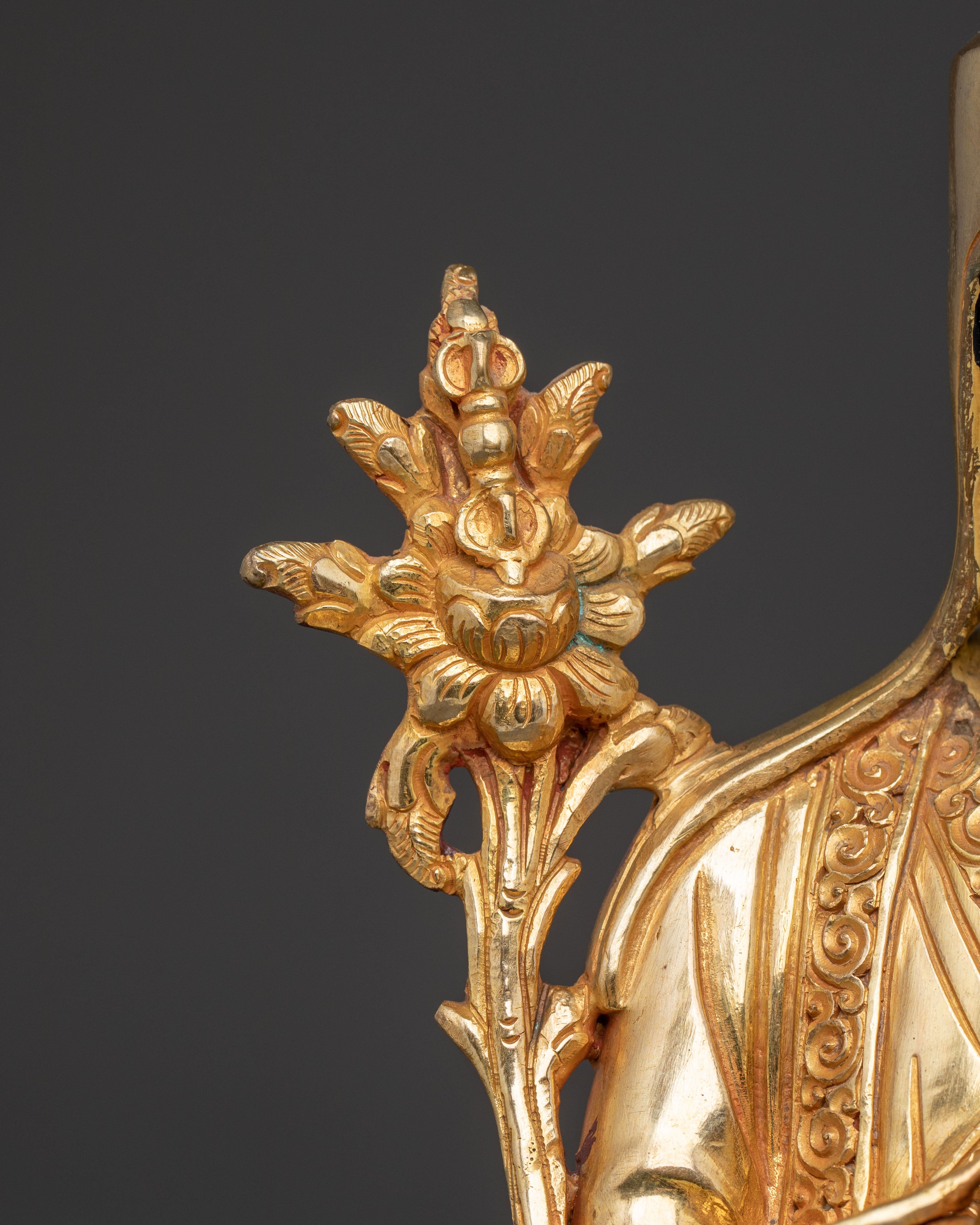 Statue of Drogon Chogyal Pagpa