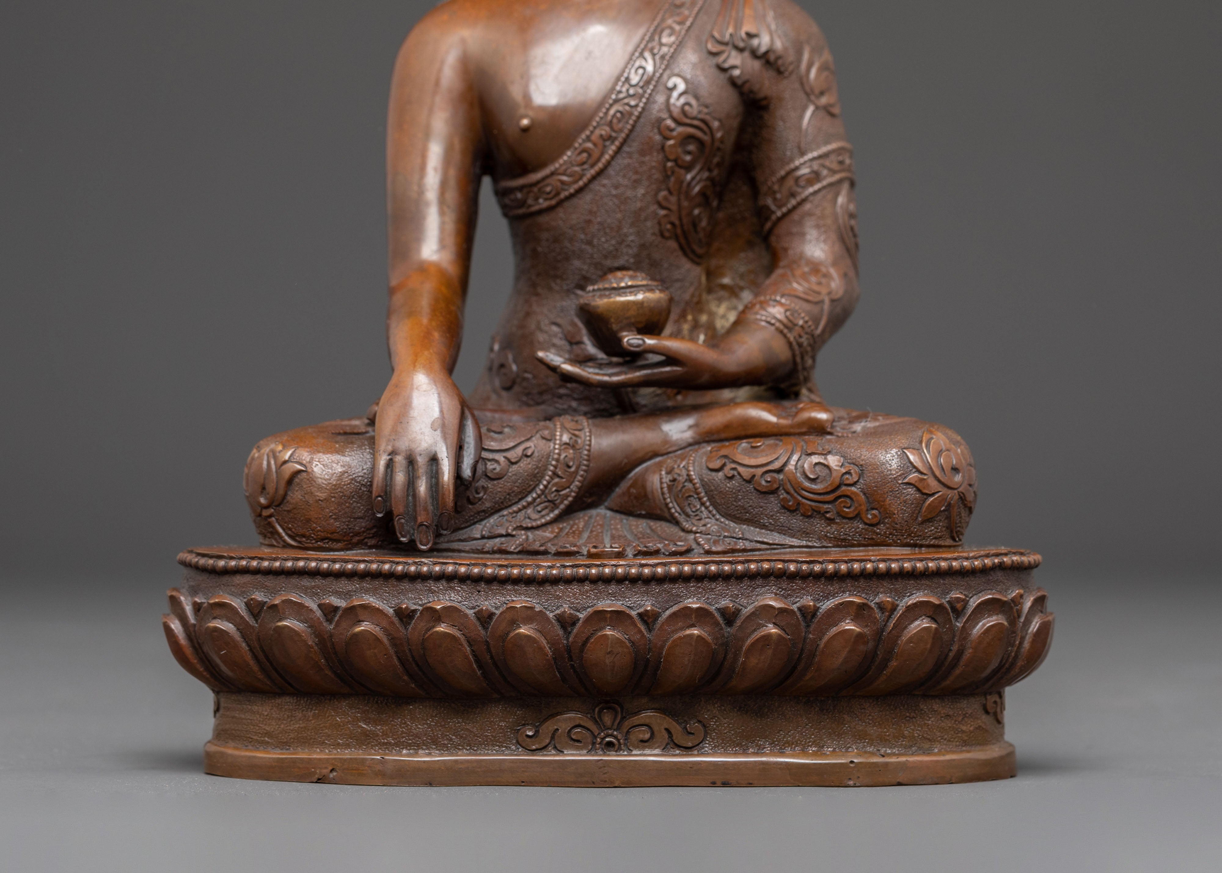 Handmade Oxidized Copper Statue of Buddha Shakyamuni | Gautama Buddha Statue