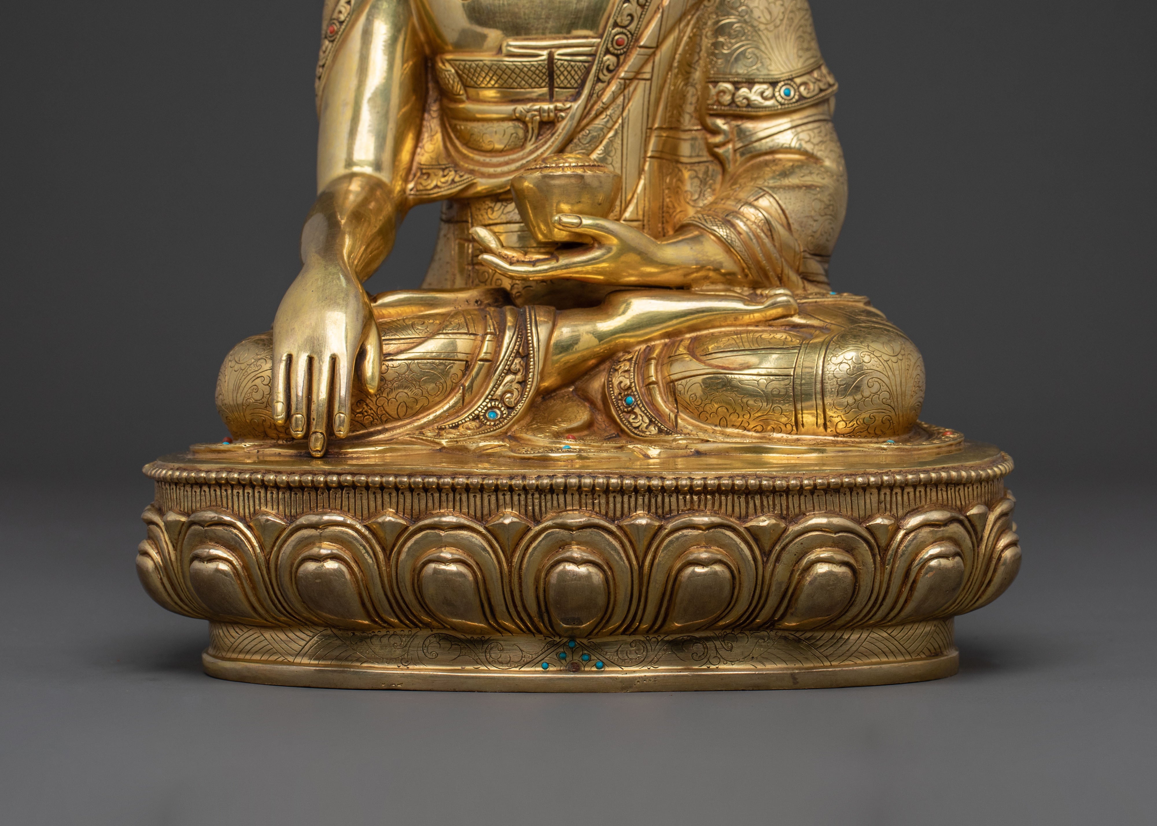 Handmade Shakyamuni Buddha Himalayan Statue