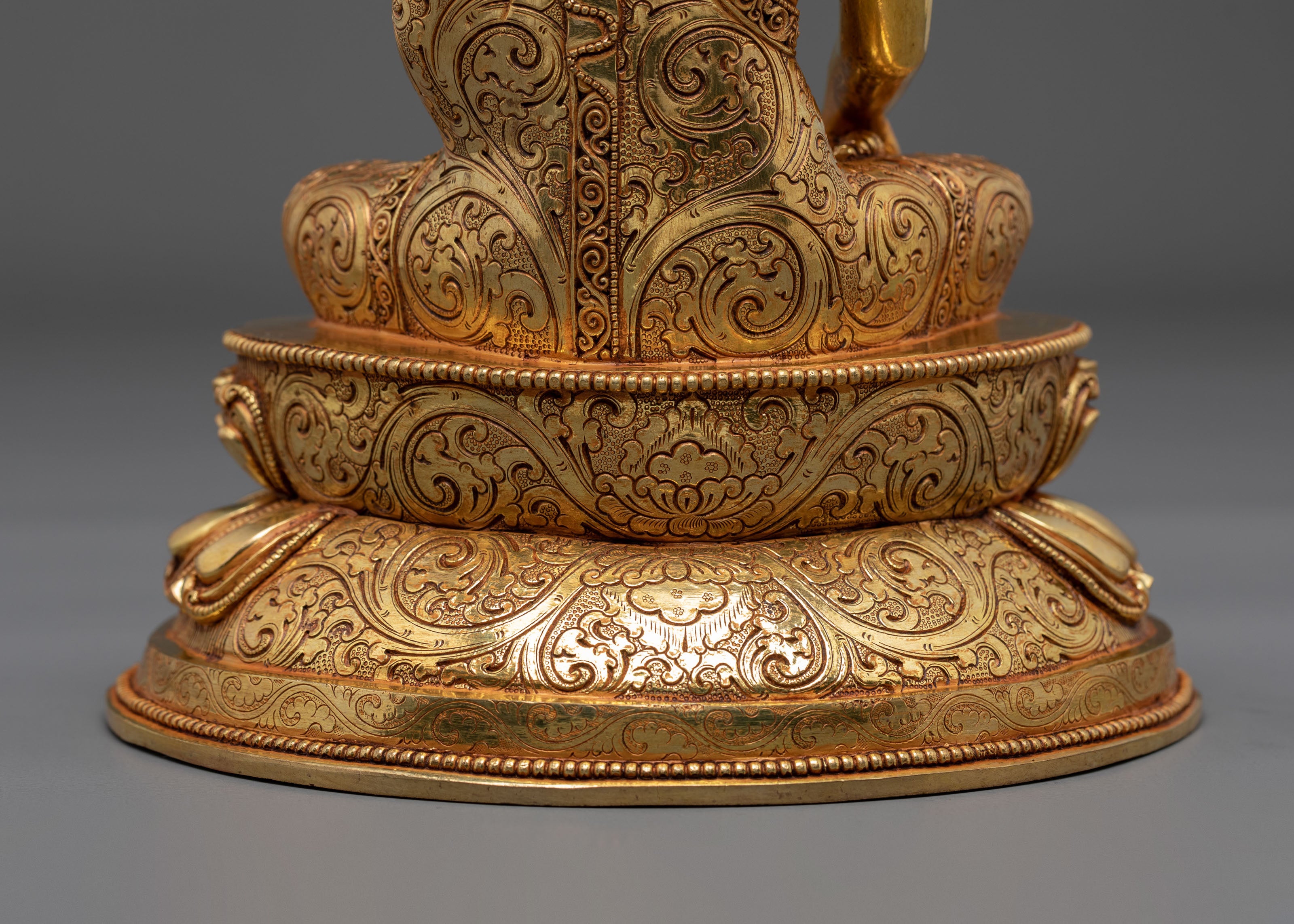 Shakyamuni Buddha Sculpture | Symbol of Enlightened Wisdom