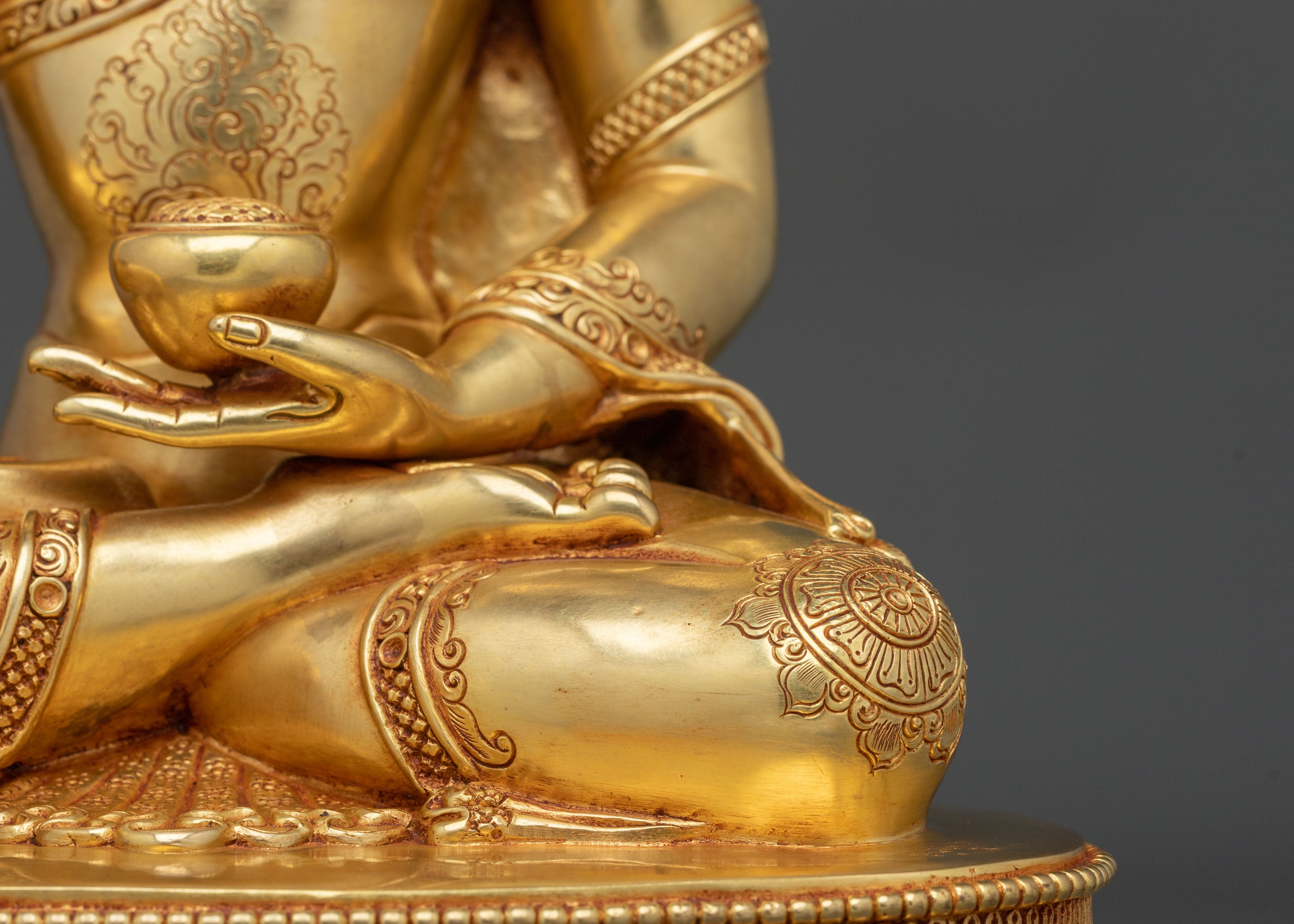 Traditional Buddhist Altar Statue of Shakyamuni Buddha