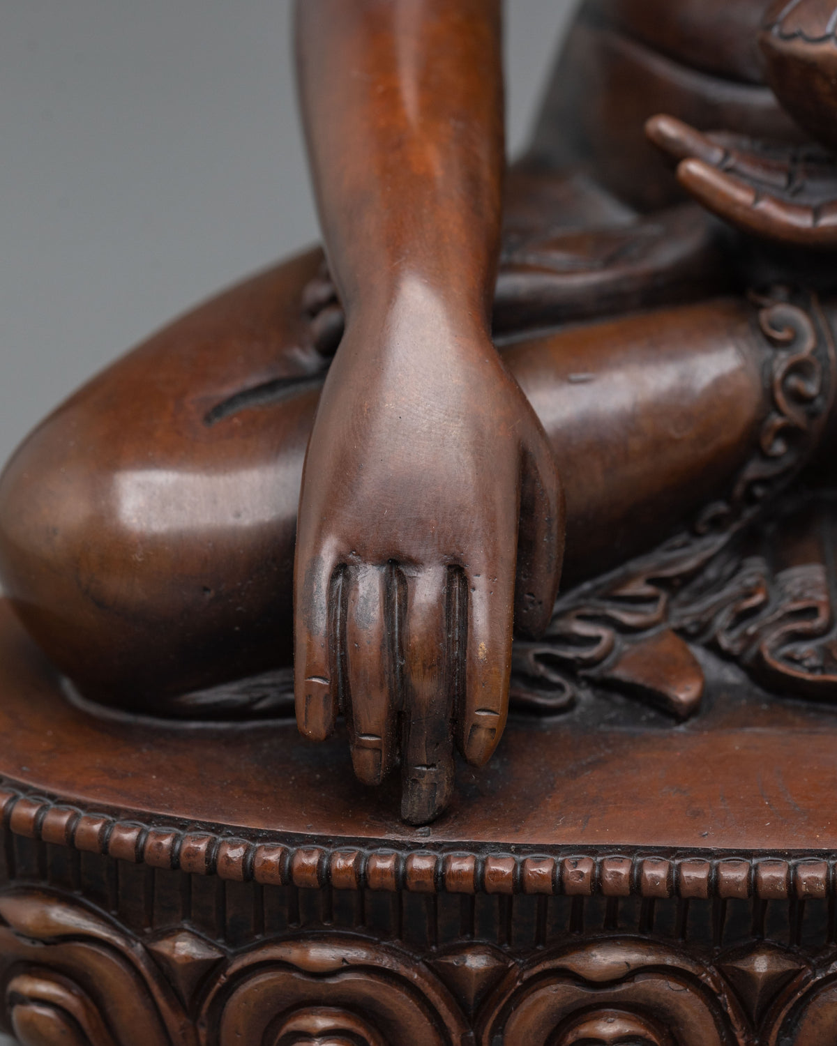 Shakyamuni Buddha Golden Figurine | Symbol of Peace