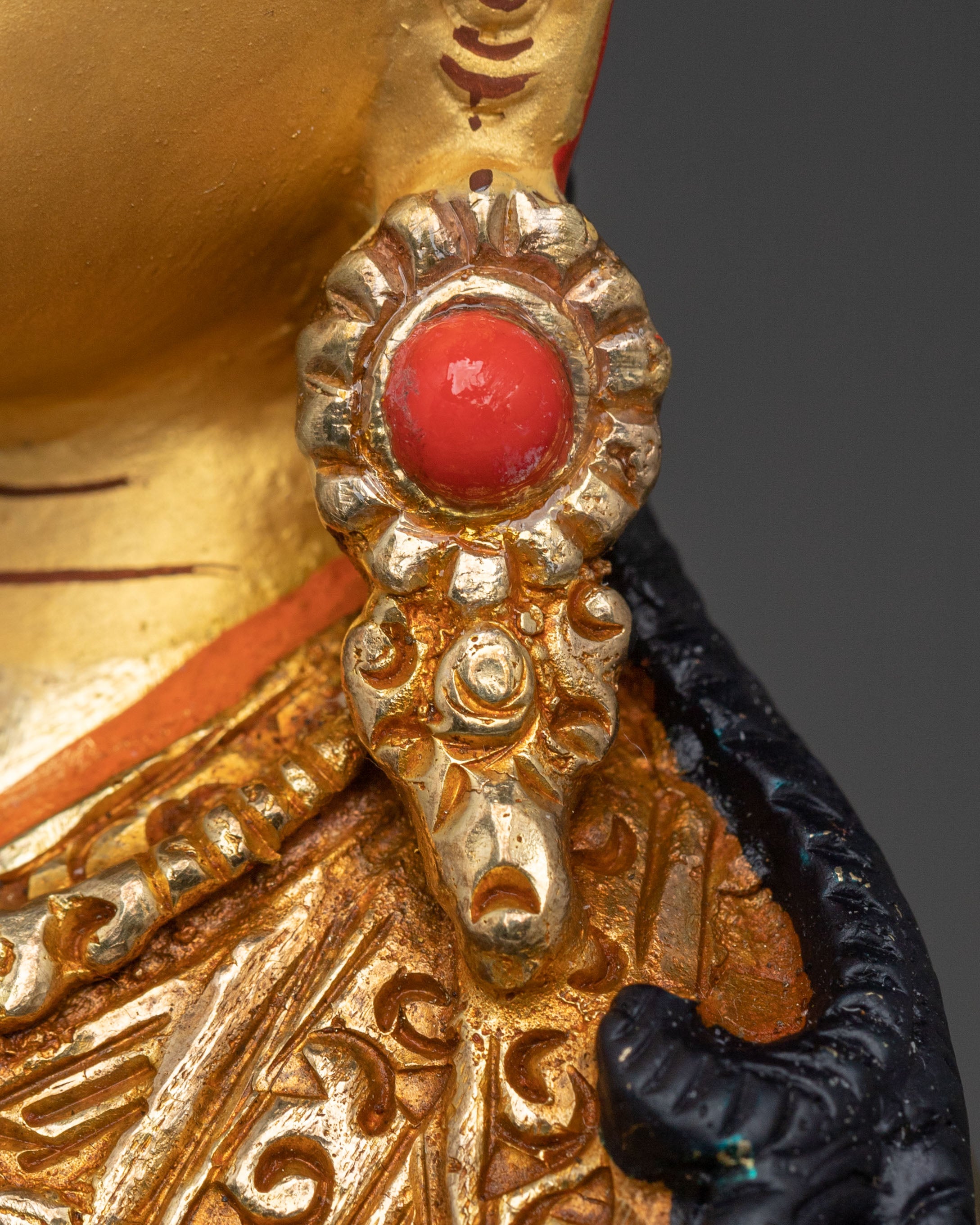 Guru Rinpoche Statue: Enlightened Master