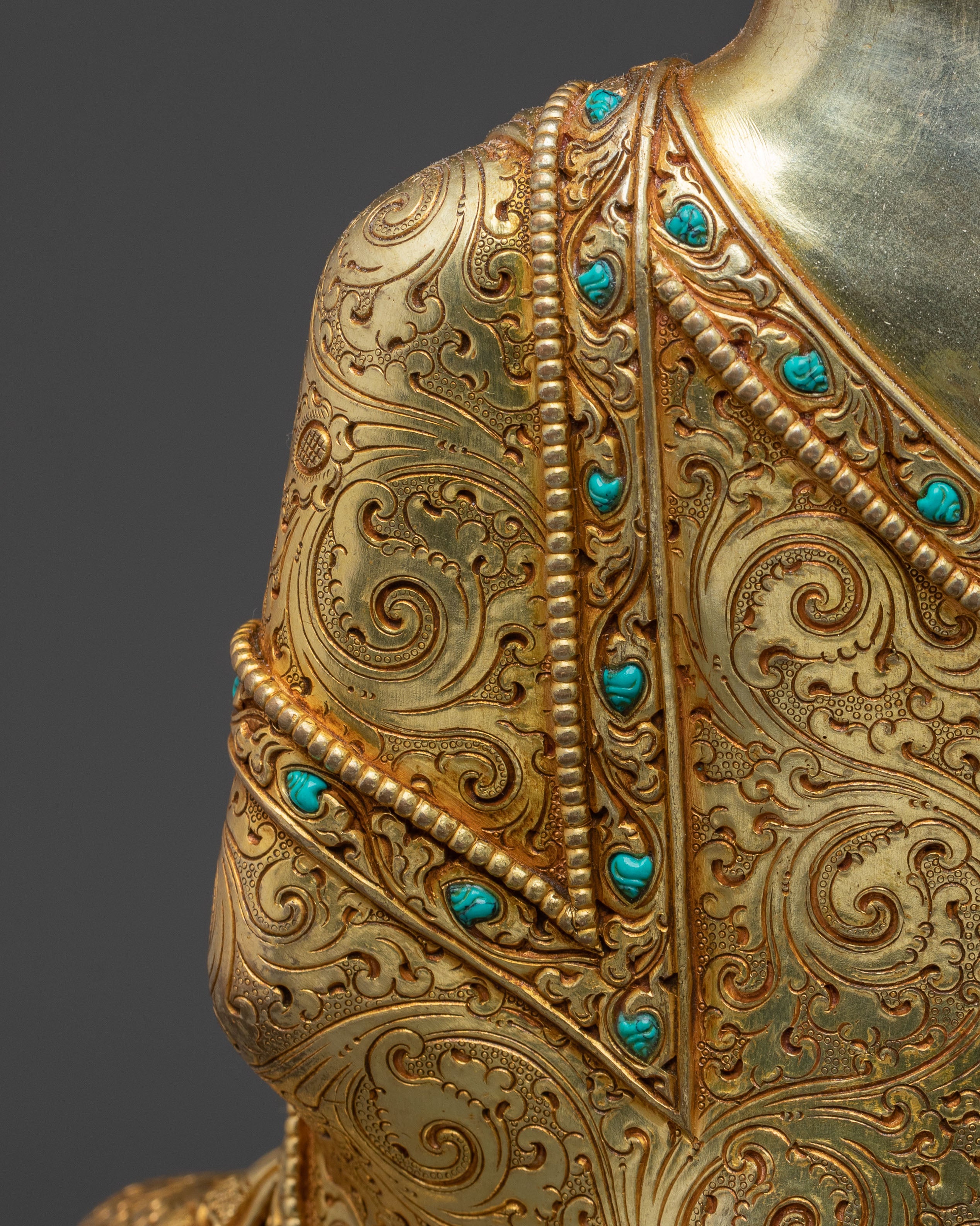 Shakyamuni Buddha Altar Statue Decor | Spiritual Home Accent