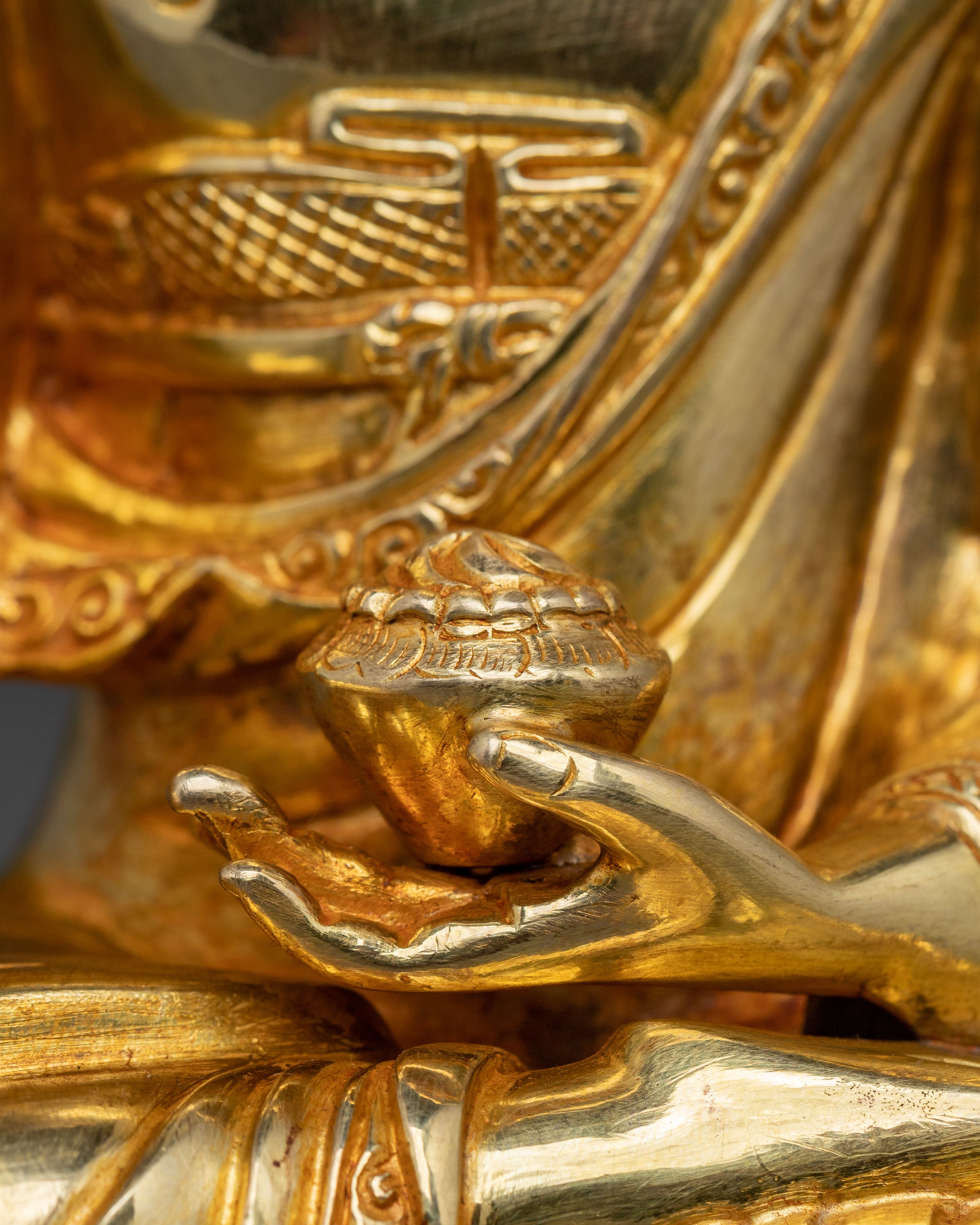 Shakyamuni Buddha: Sacred Buddhist Figurine