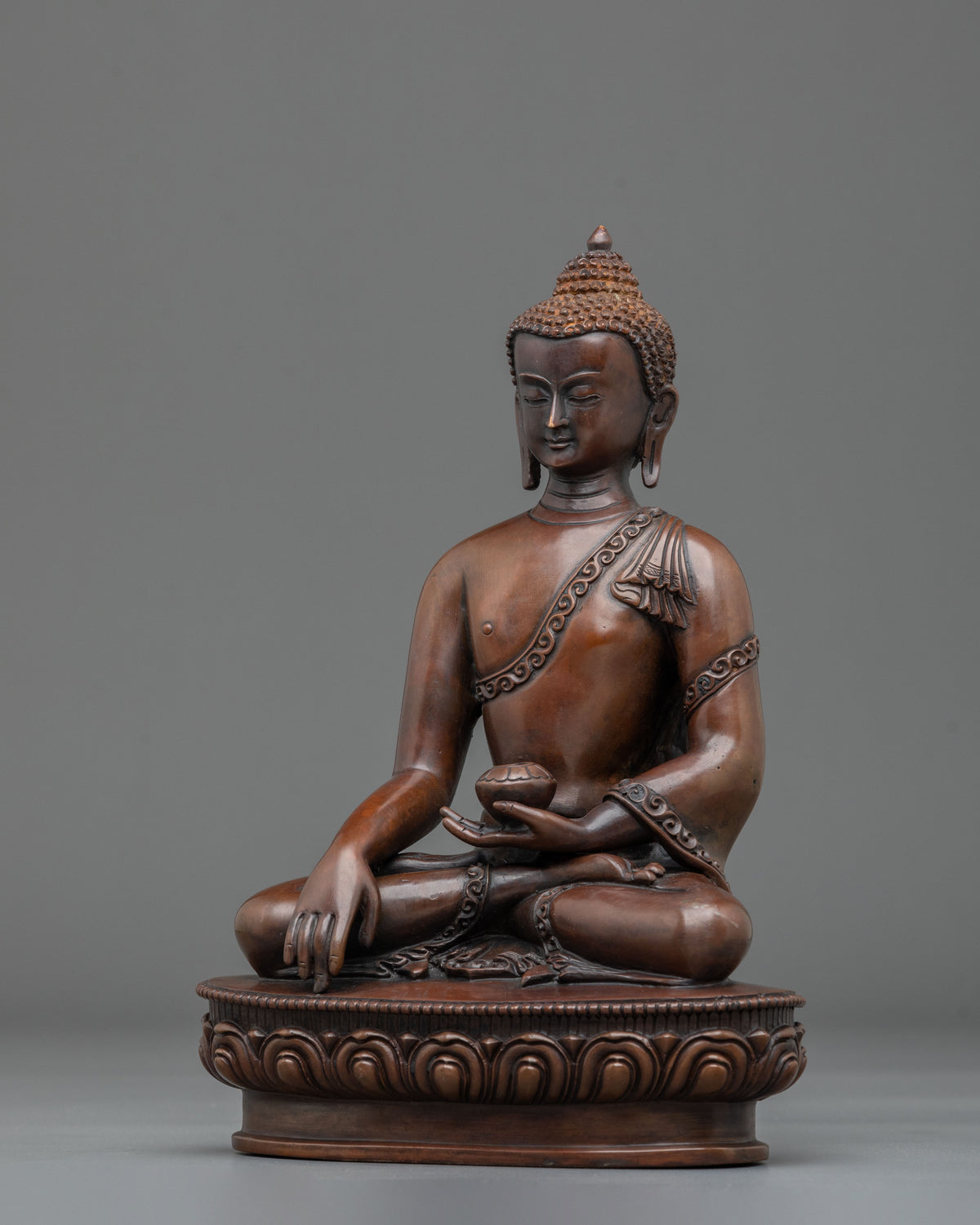 Shakyamuni Buddha Golden Figurine | Symbol of Peace