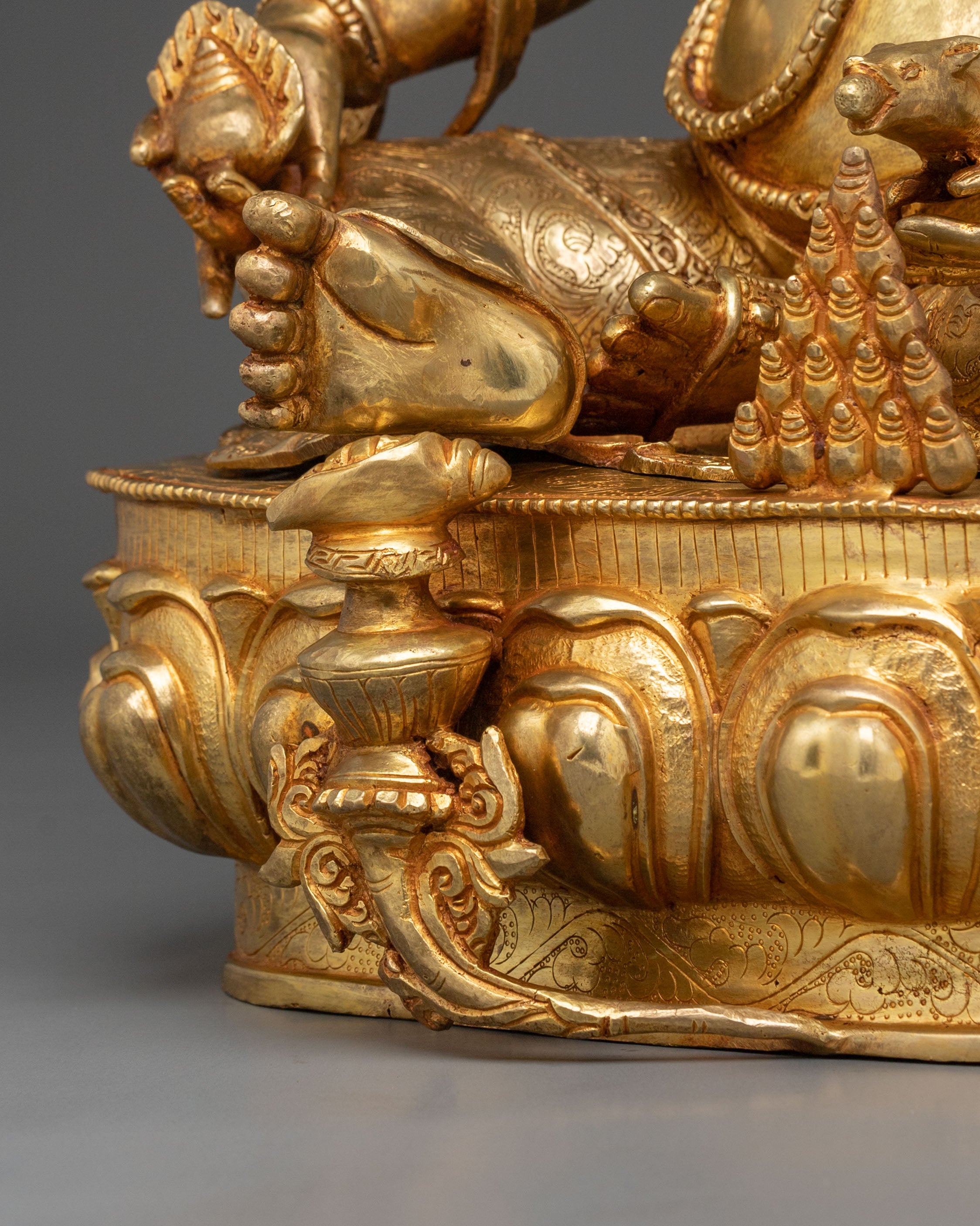 Tibetan Wealth God Dzambhala Sculpture | Representing Abundance