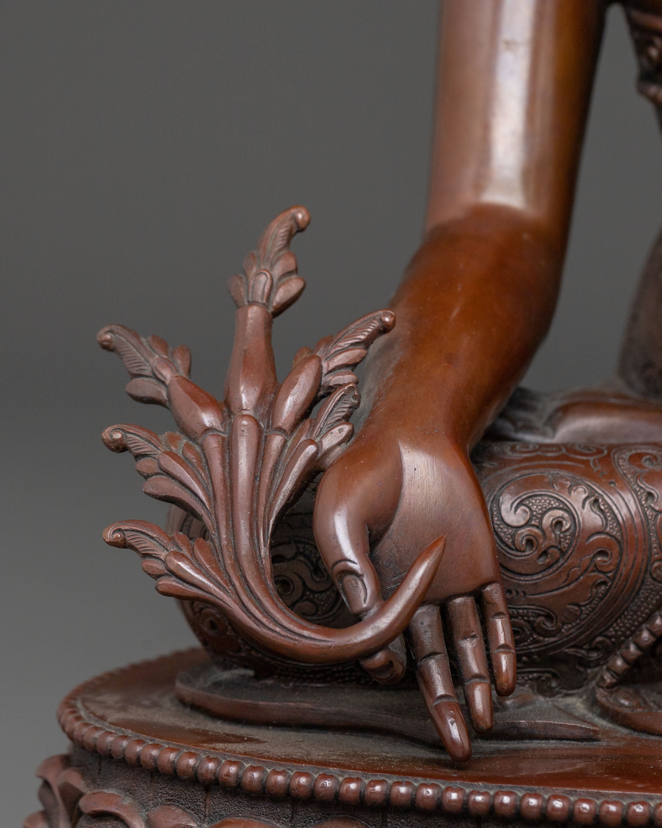 Handcrafted Medicine Buddha Statue: Spiritual Healing