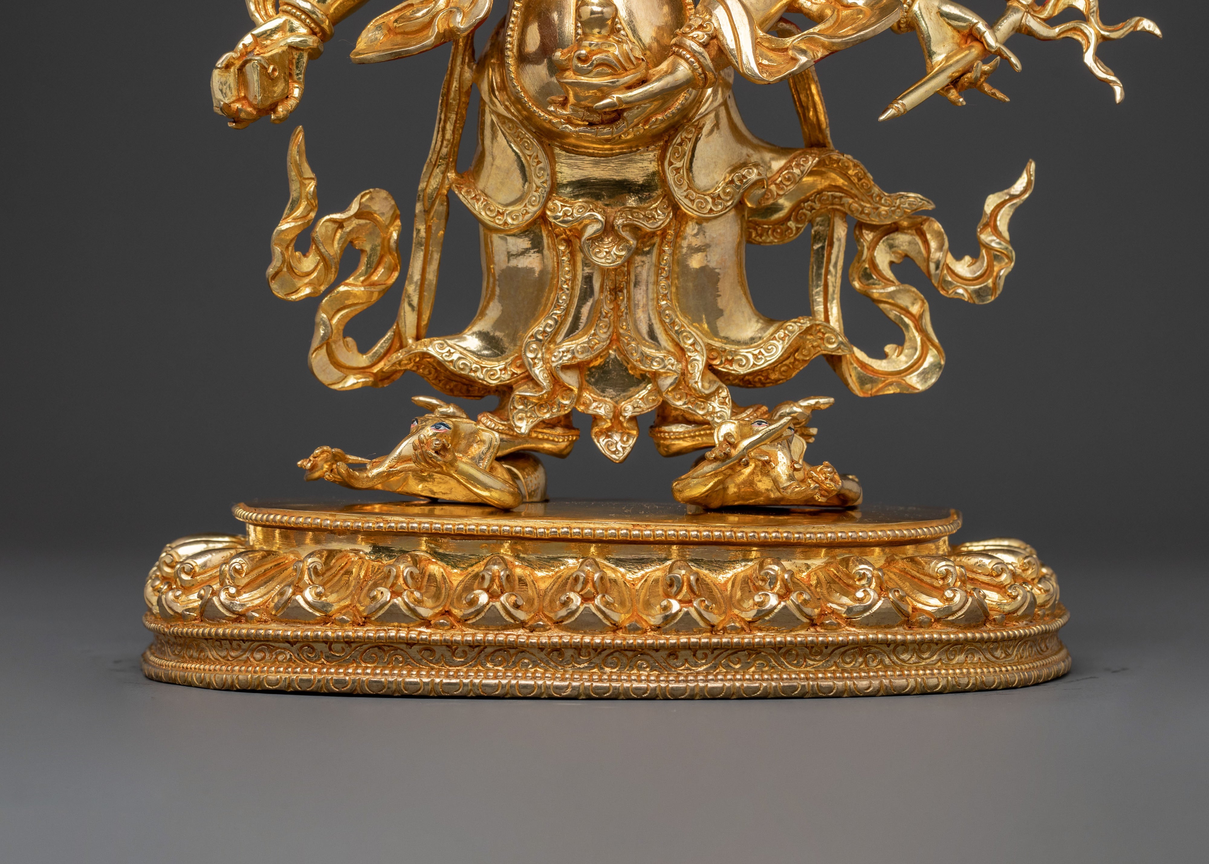 Handcrafted White Mahakala Statue | Divine Protector