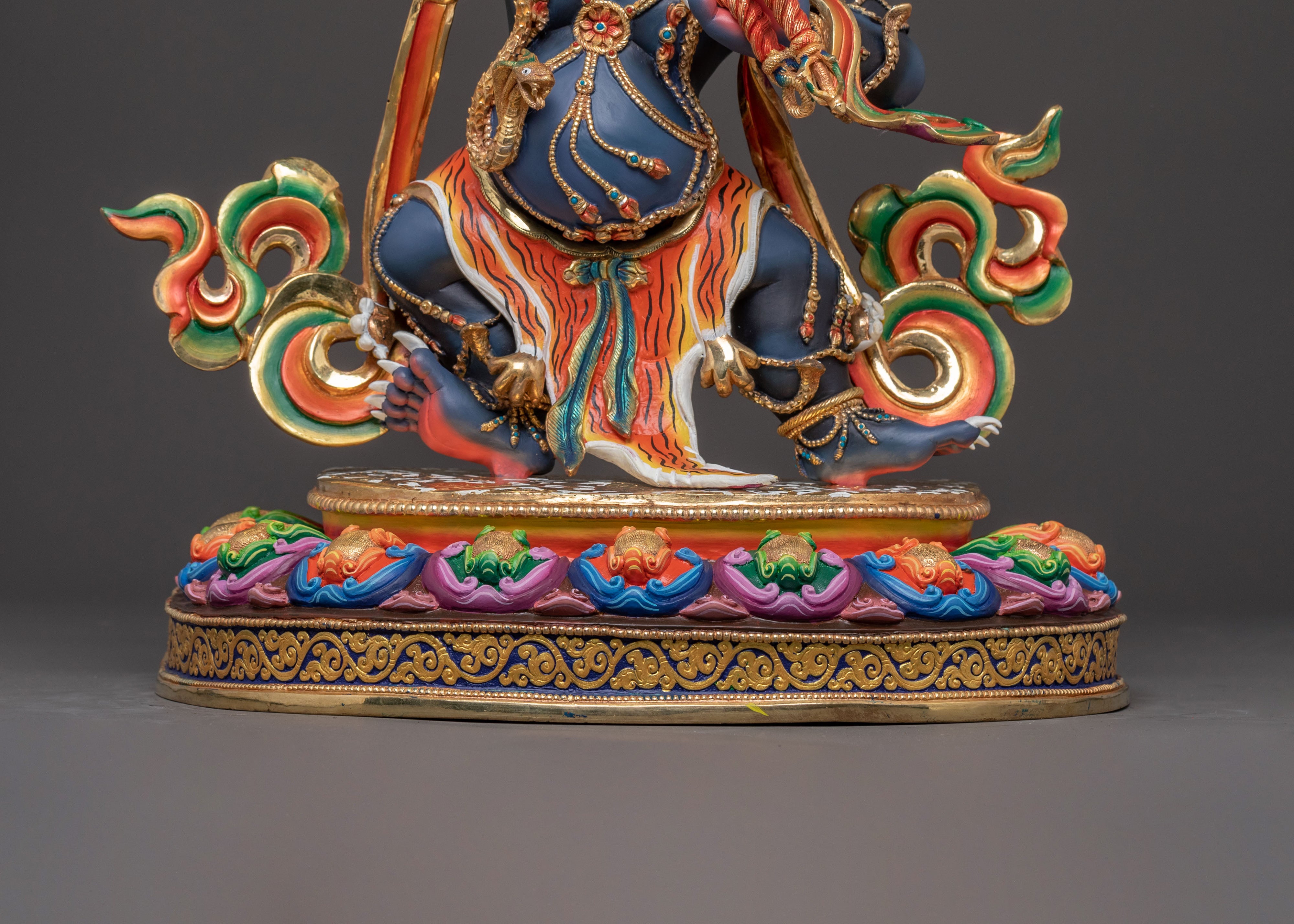 Handcrafted Copper Vajrapani Statue – Exquisite Nepalese Artistry