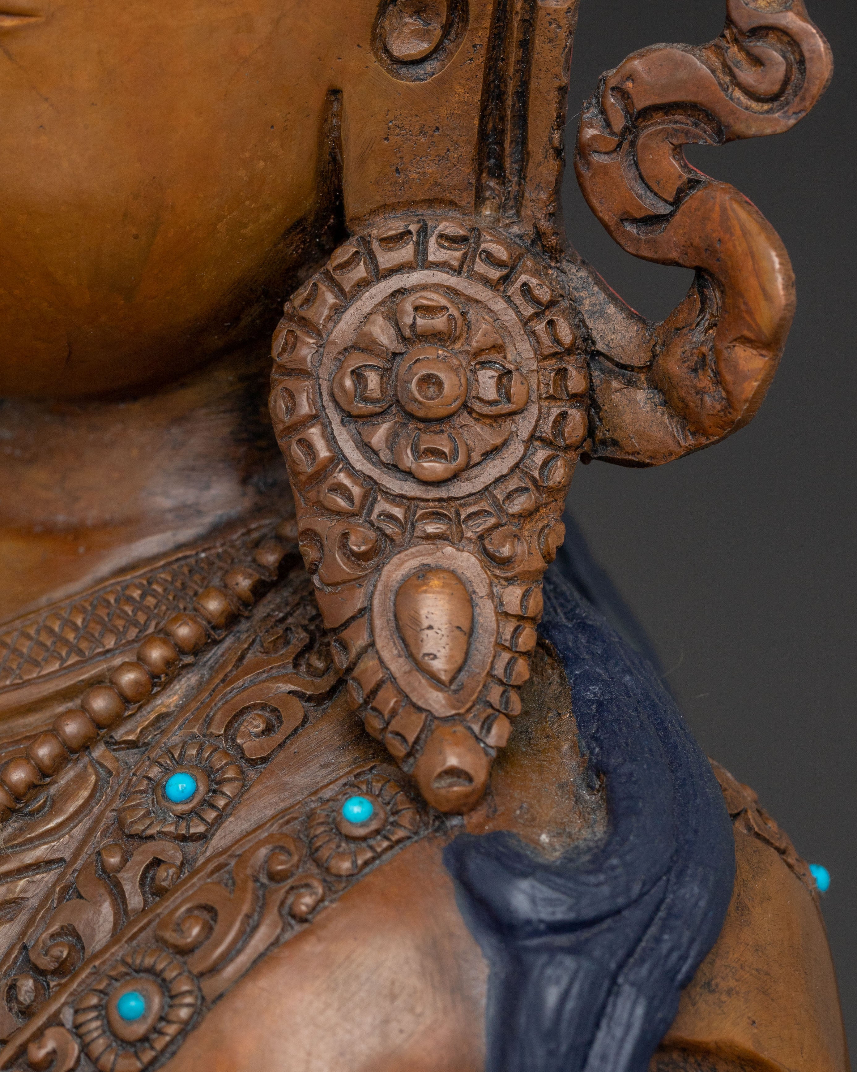 Tibetan Vajra Master Guru Rinpoche Statue | Spiritual Altar Piece