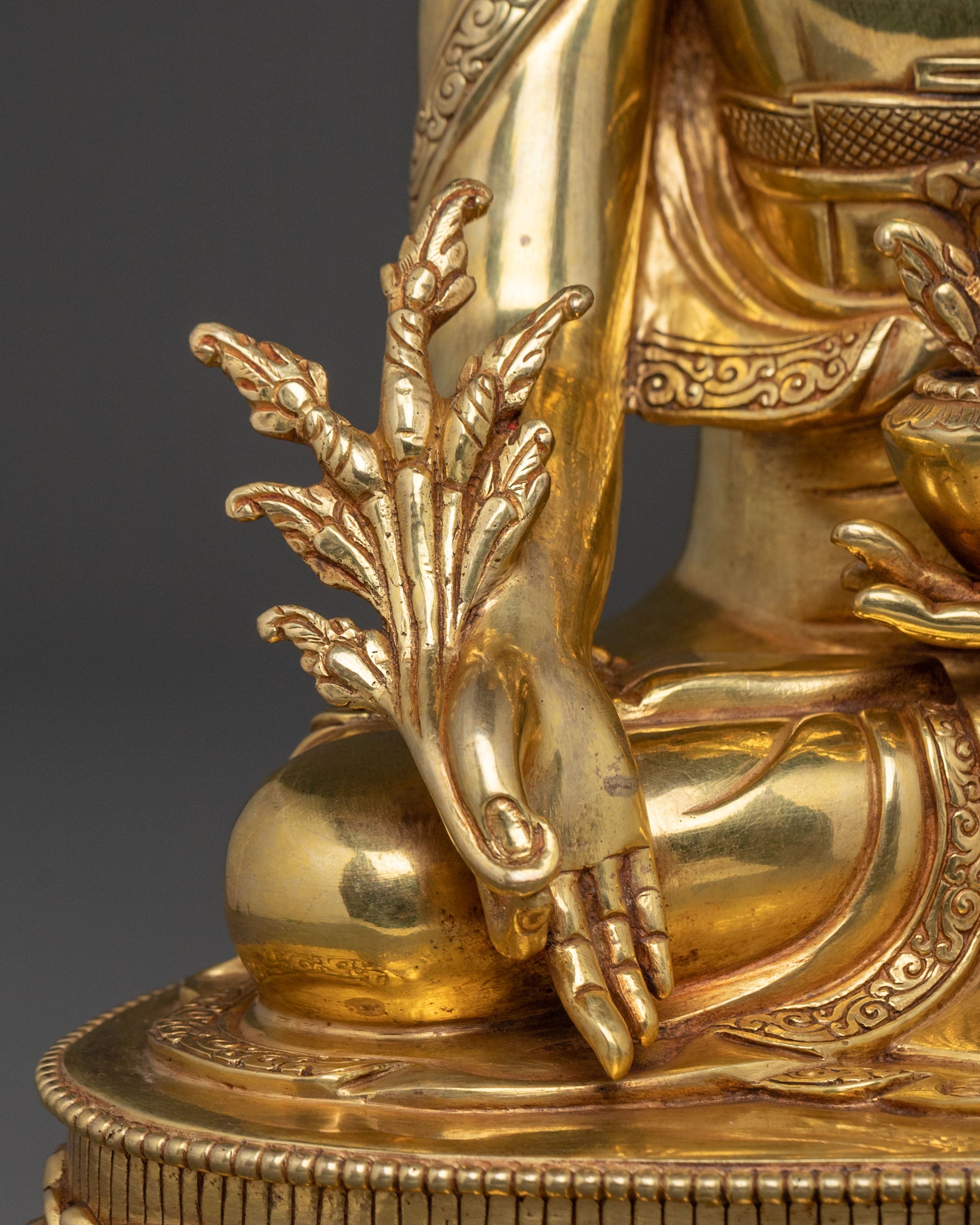 Medicine Buddha Healing Statue | Sacred Buddhist Decor