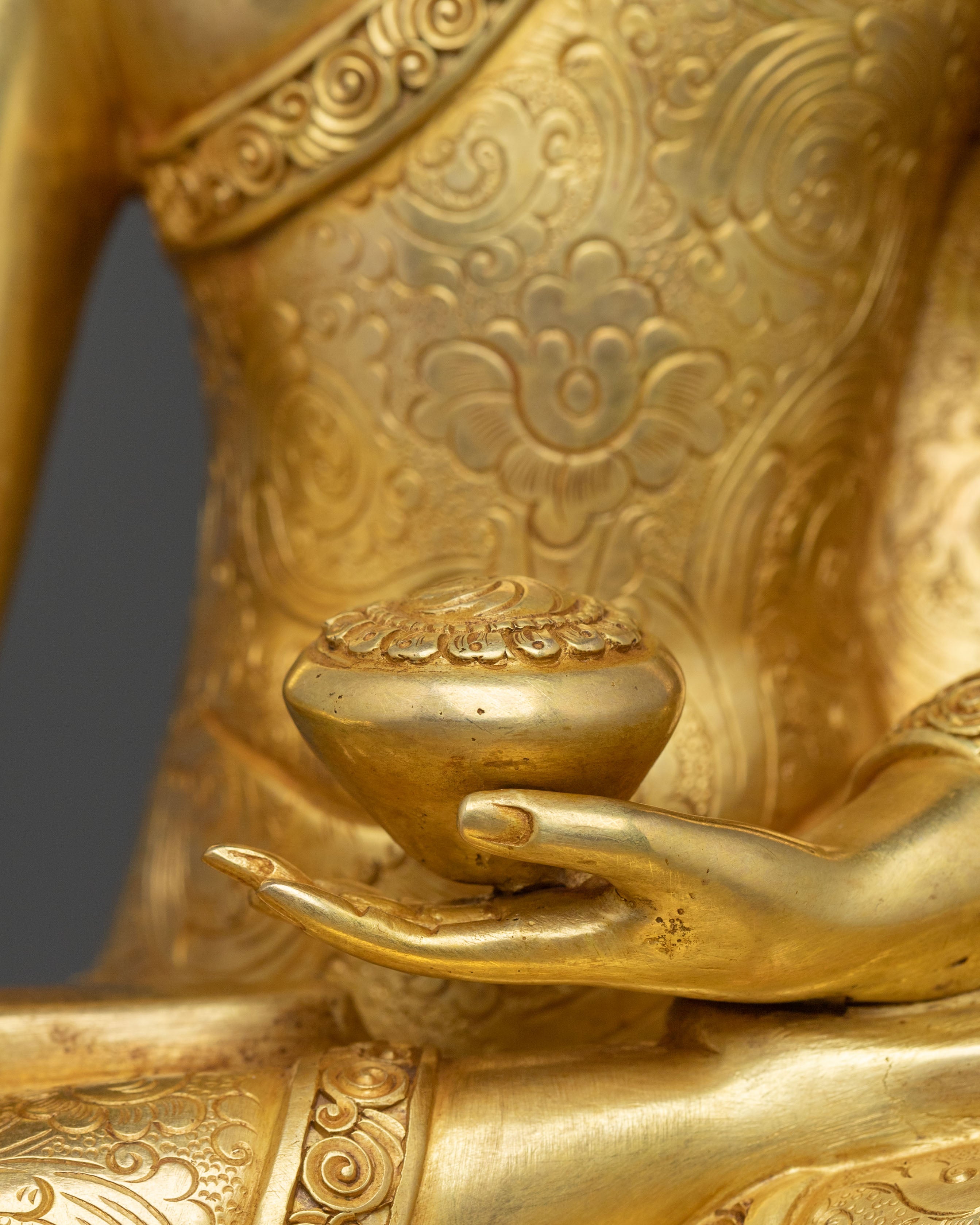 Shakyamuni Buddha Statue – The Historical Buddha