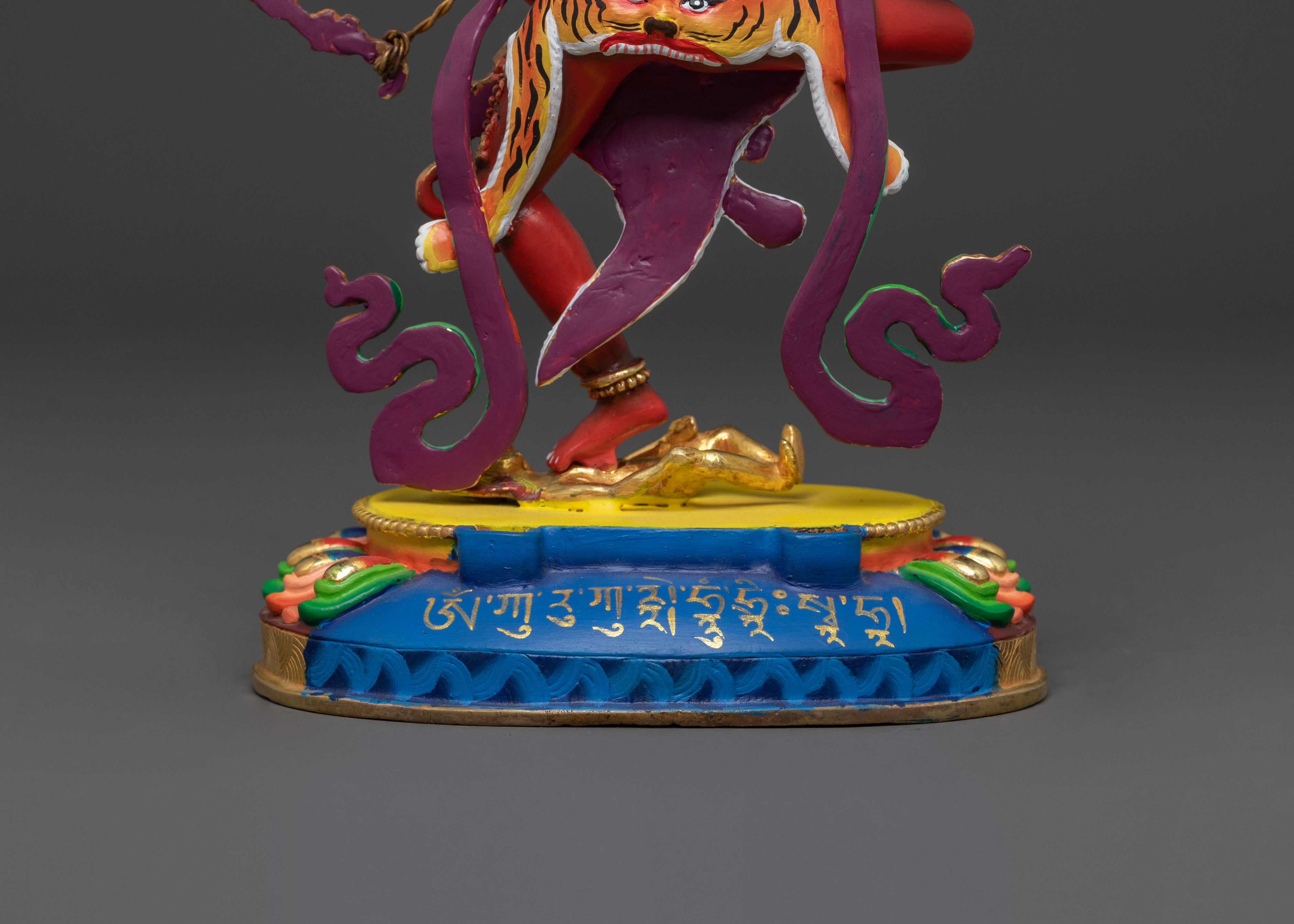 Wrathful Kurukulla Buddhist Statue | Spiritual Icon