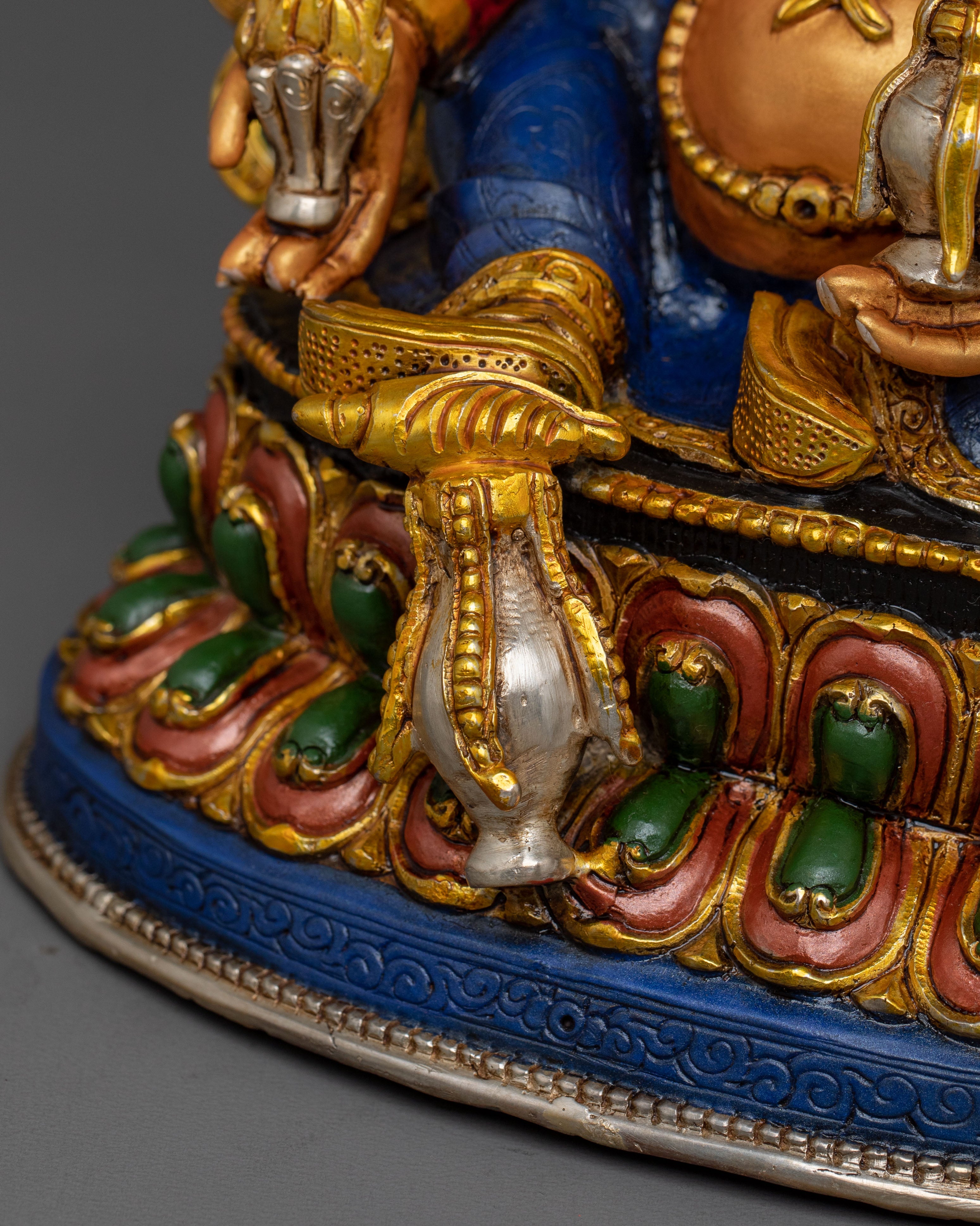 Handmade Shanglon Dorje Dudul Sculpture | Symbol of Protection and Power