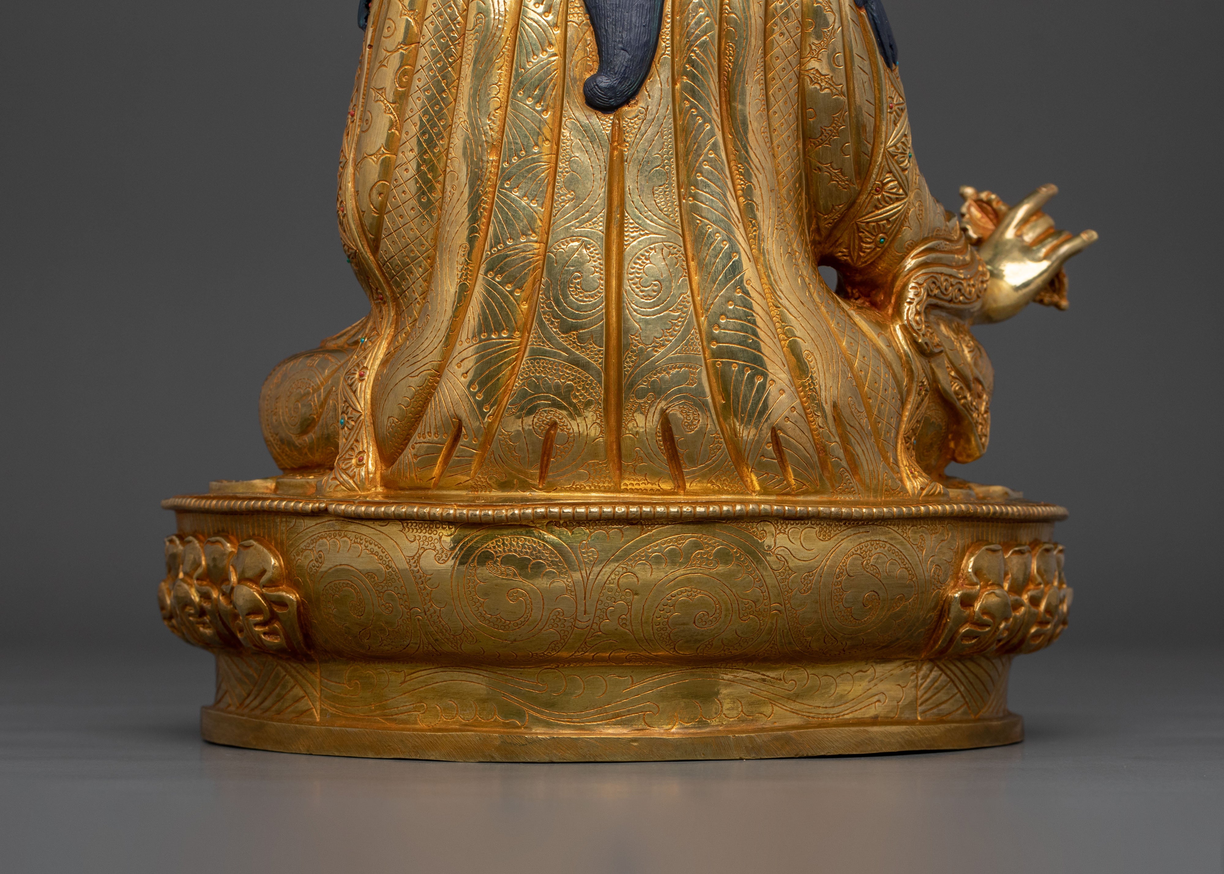 Spiritual Teacher Guru Rinpoche Sculpture | Founder of Tibetan Buddhism