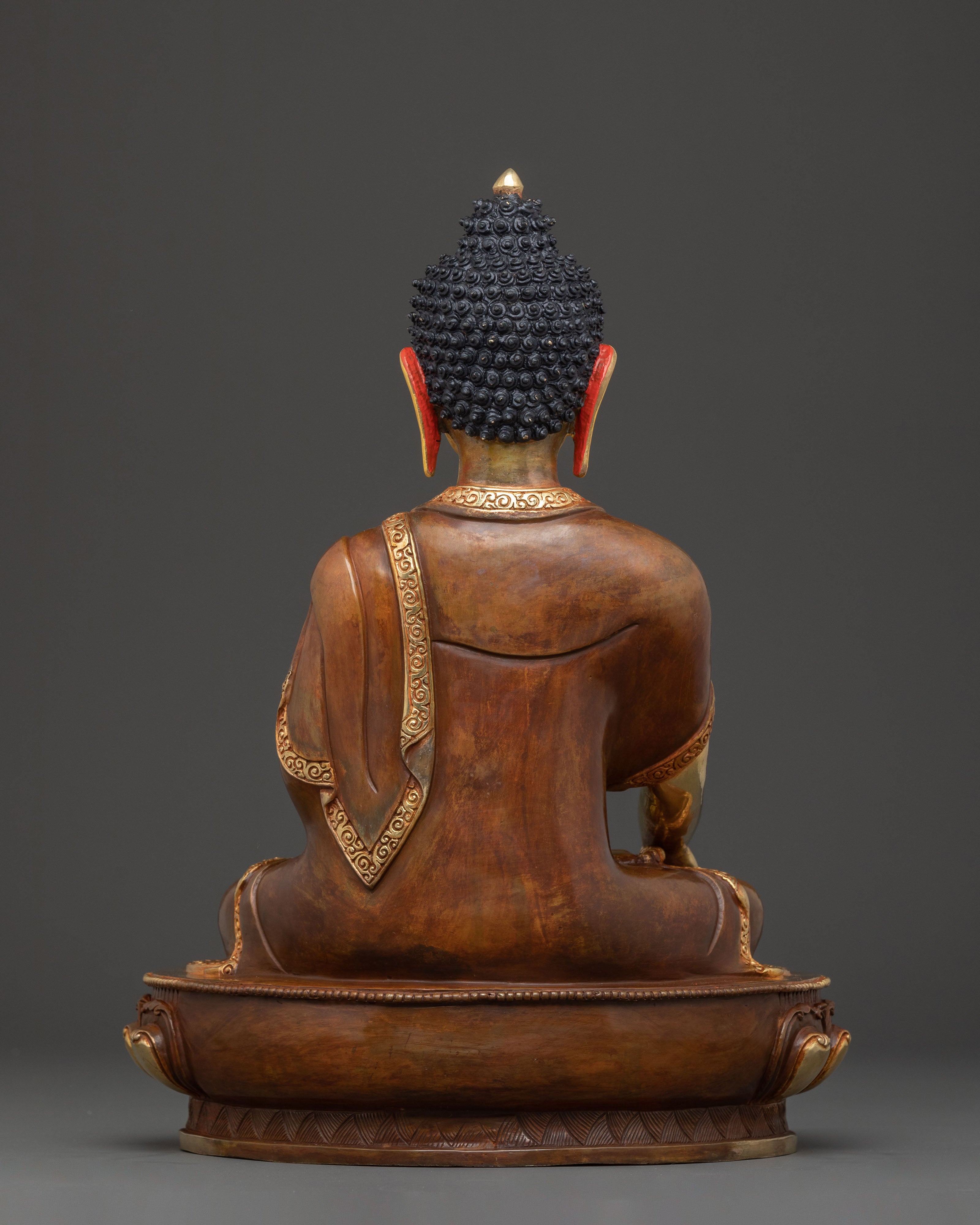 Shakyamuni Buddha Sacred Statue: Embodiment of Enlightenment