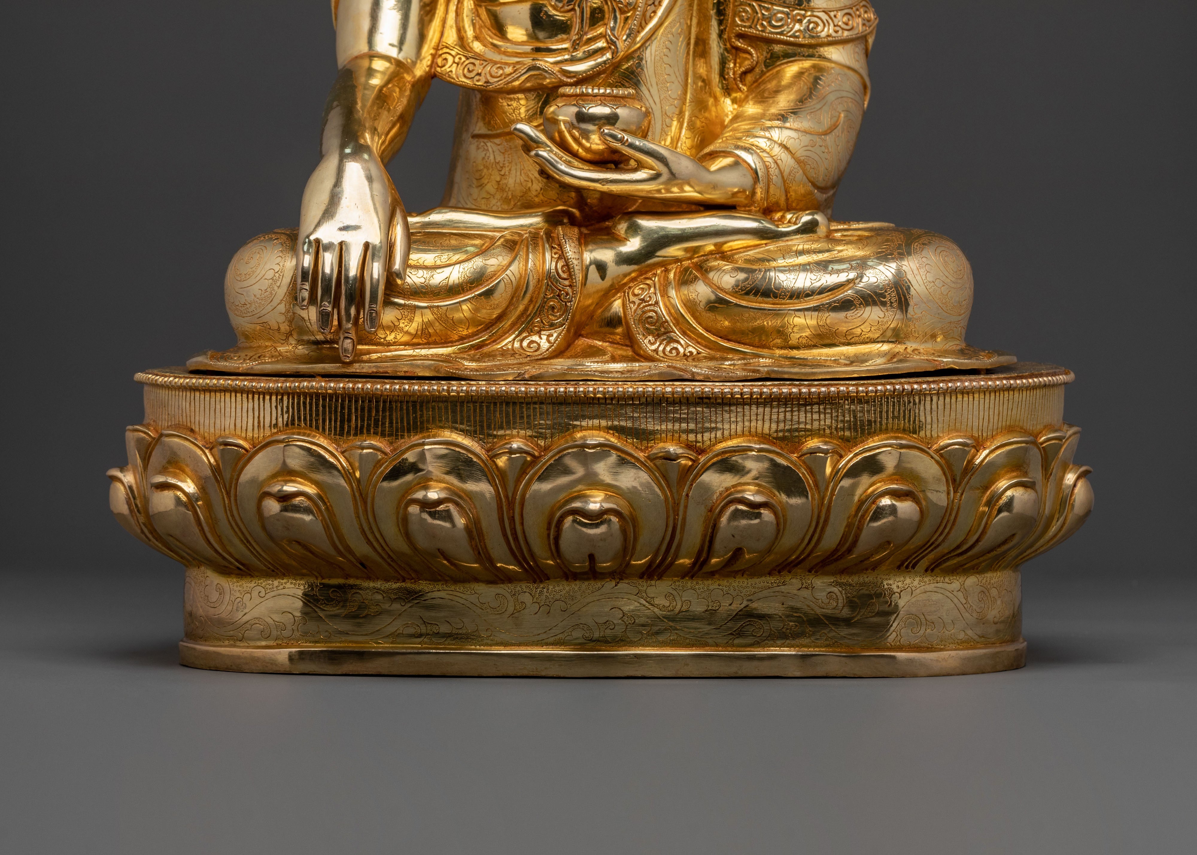 Shakyamuni Buddha Statue | The Awakened One