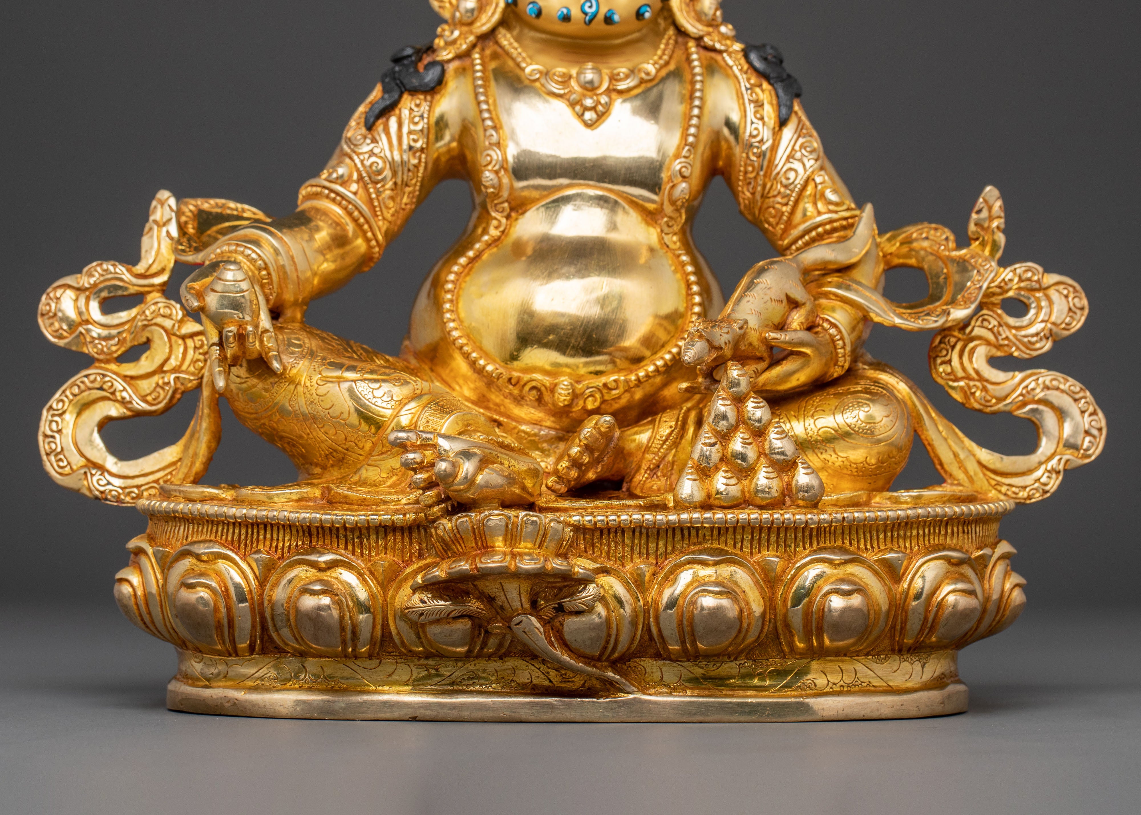Dzambhala Golden Statue |  Divine Prosperity and Wealth Blessing