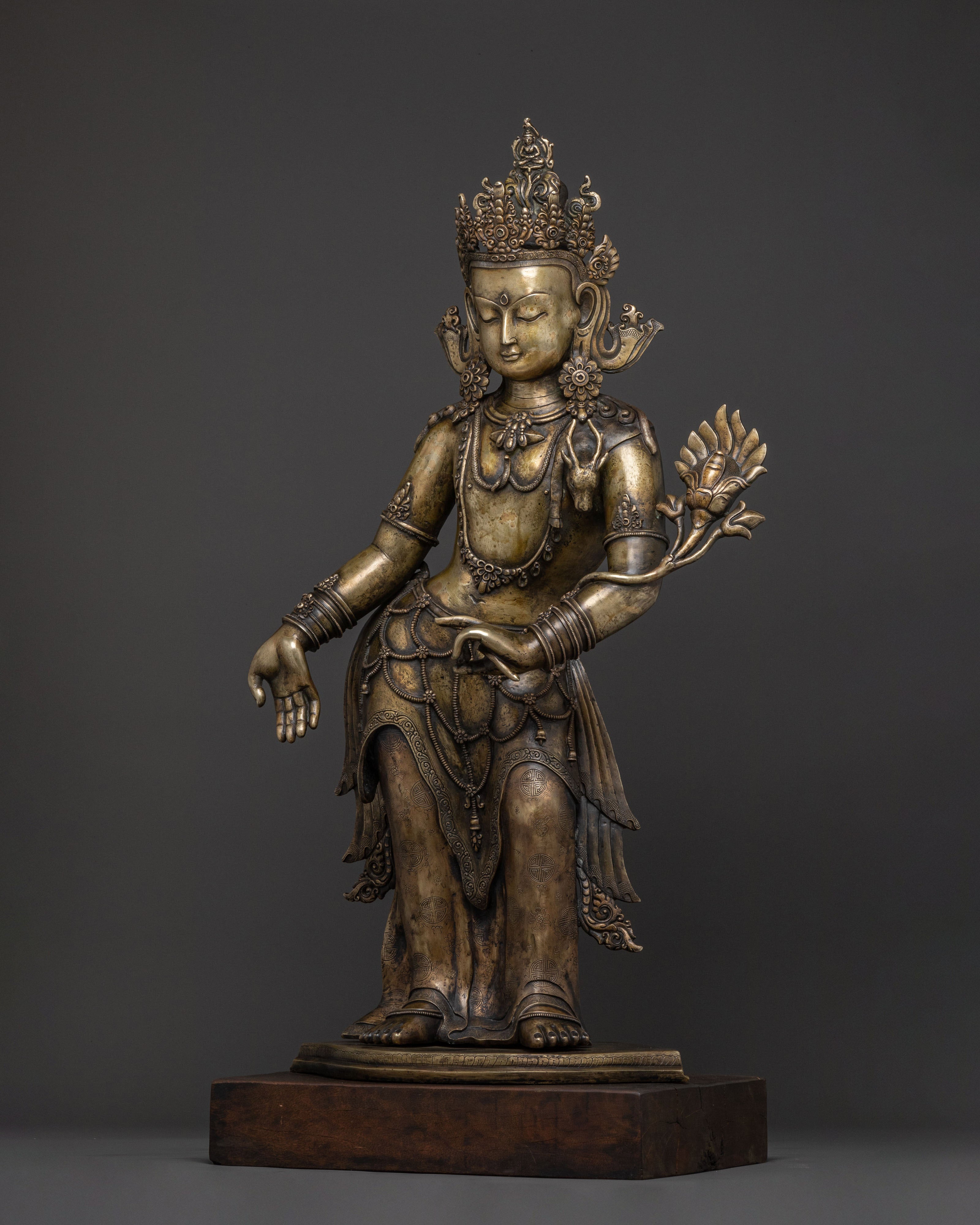 Padmapani Traditional Statue | Lotus-Bearing Bodhisattva