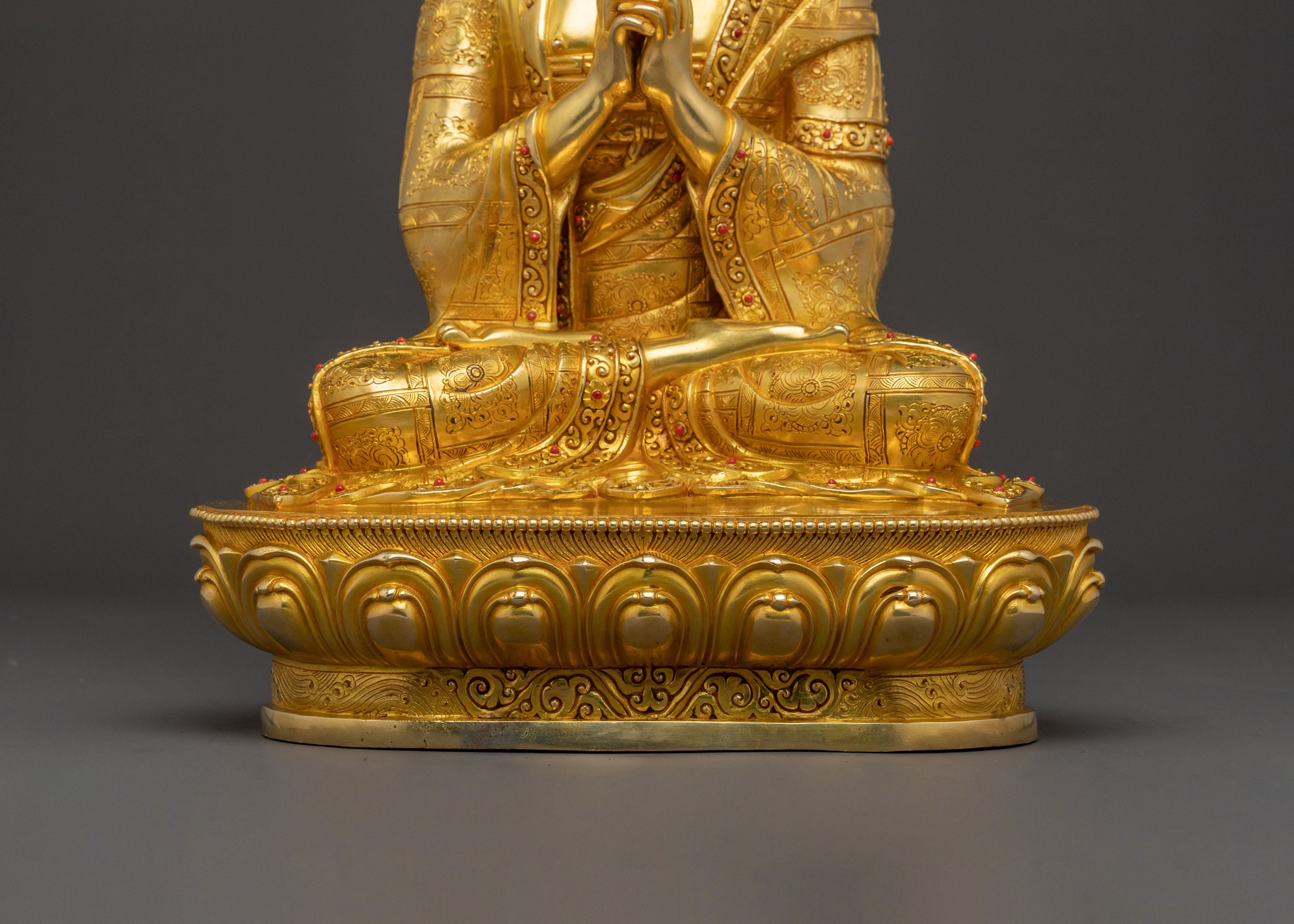 Vairocana Statue for Altar Decor | Spiritual Figure