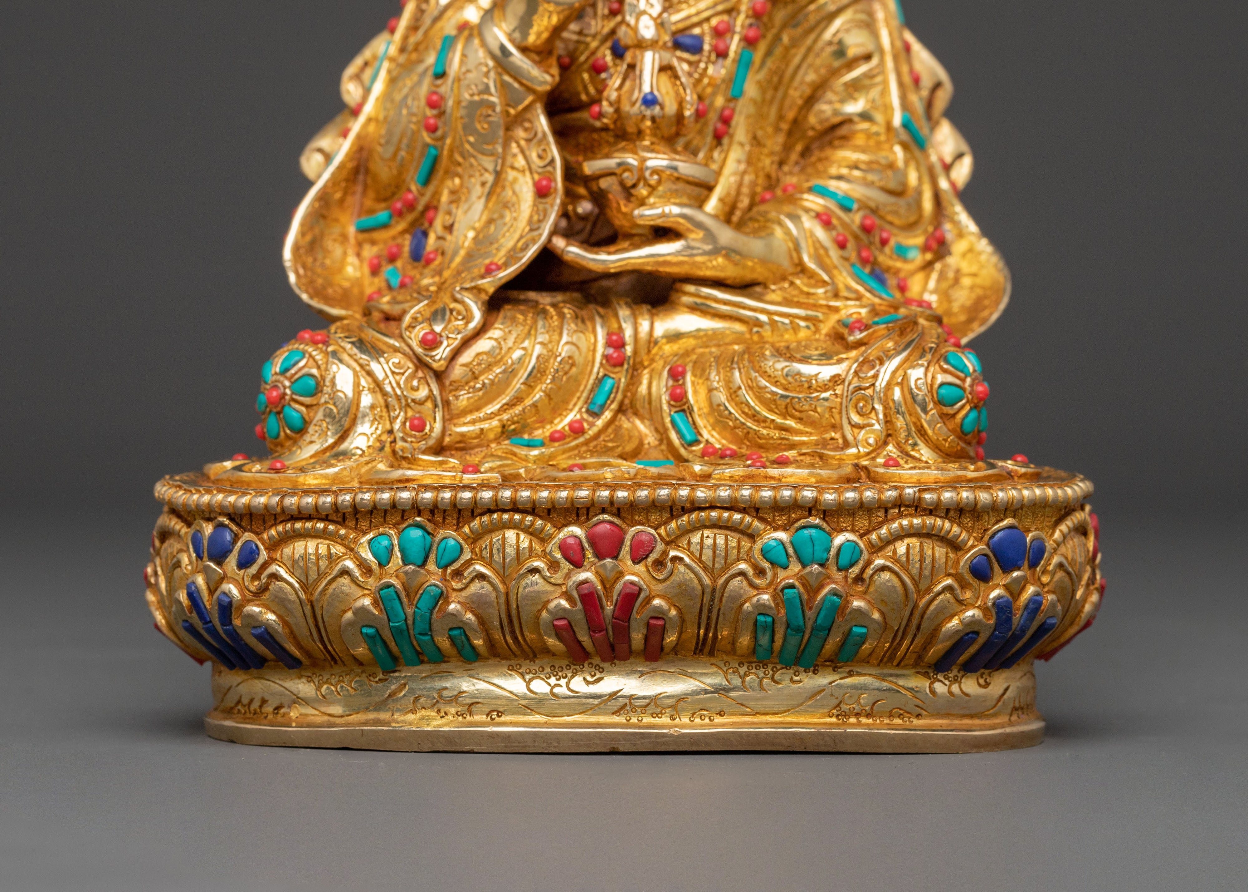 Enchanting Tibetan Statue of Guru Tsokye Dorje