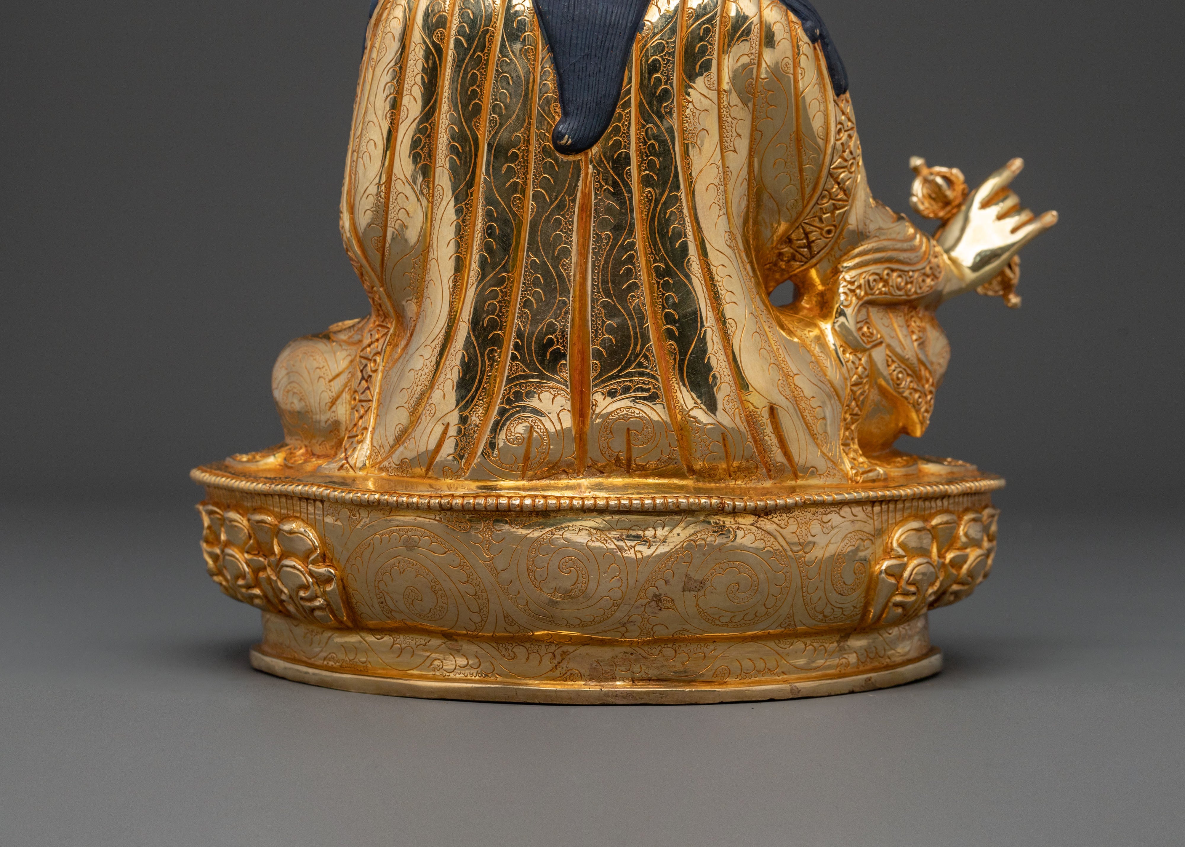 Handcrafted Guru Rinpoche Statue: Sacred Figurine