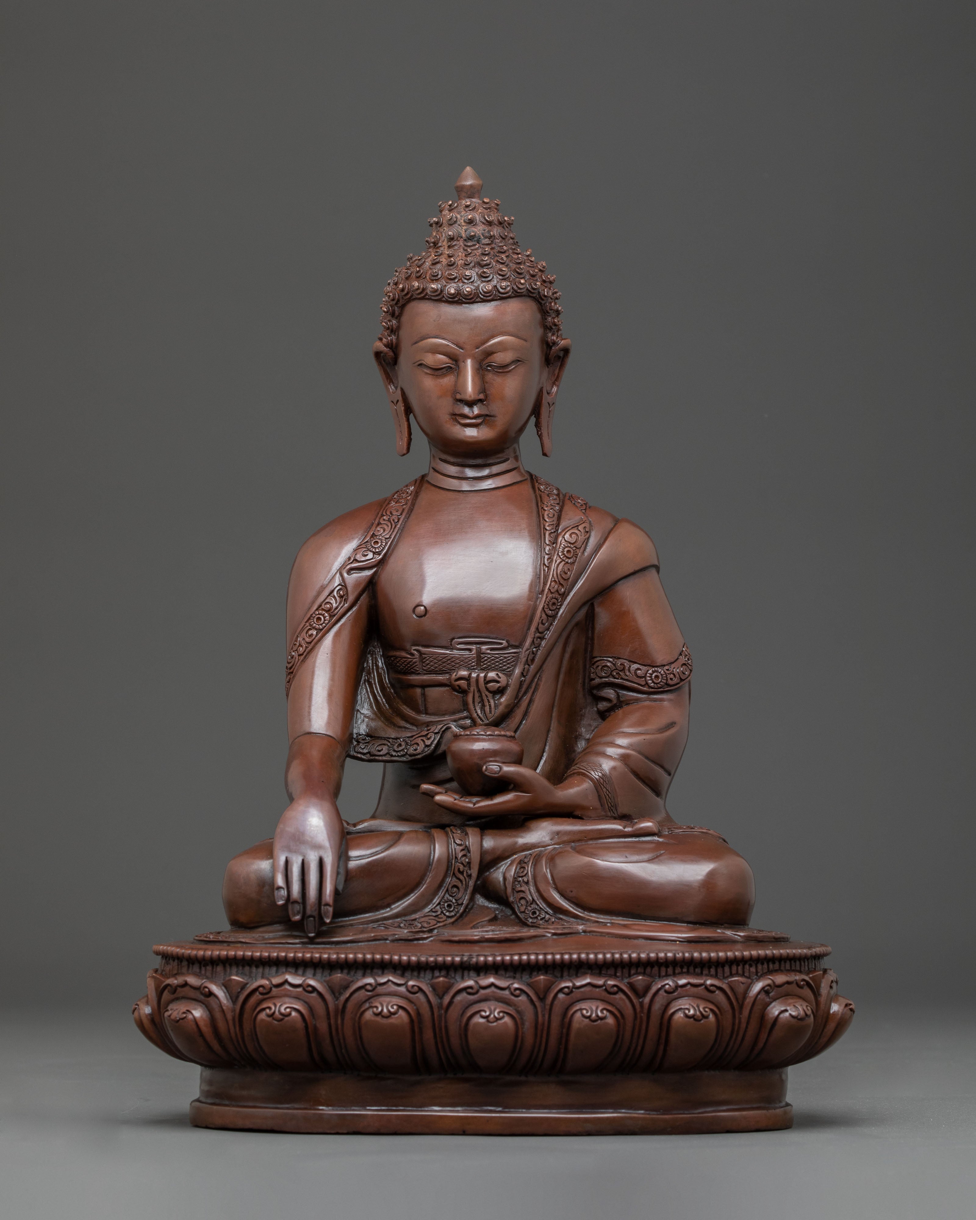 Handcrafted Oxidized Statue of Buddha Shakyamuni | Historical Buddha