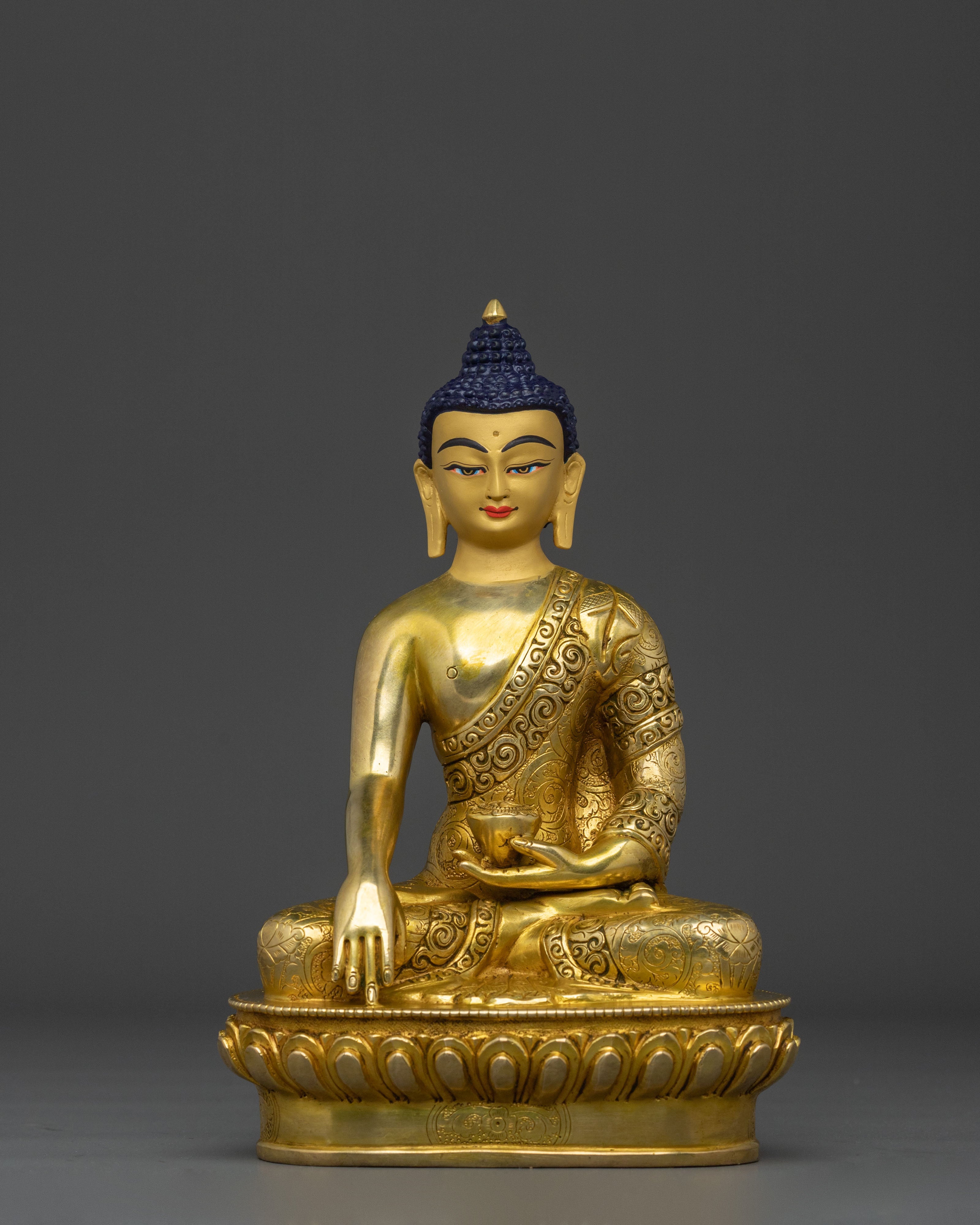 Shakyamuni Buddha Vajrayana Sacred Figure | Symbol of Enlightenment