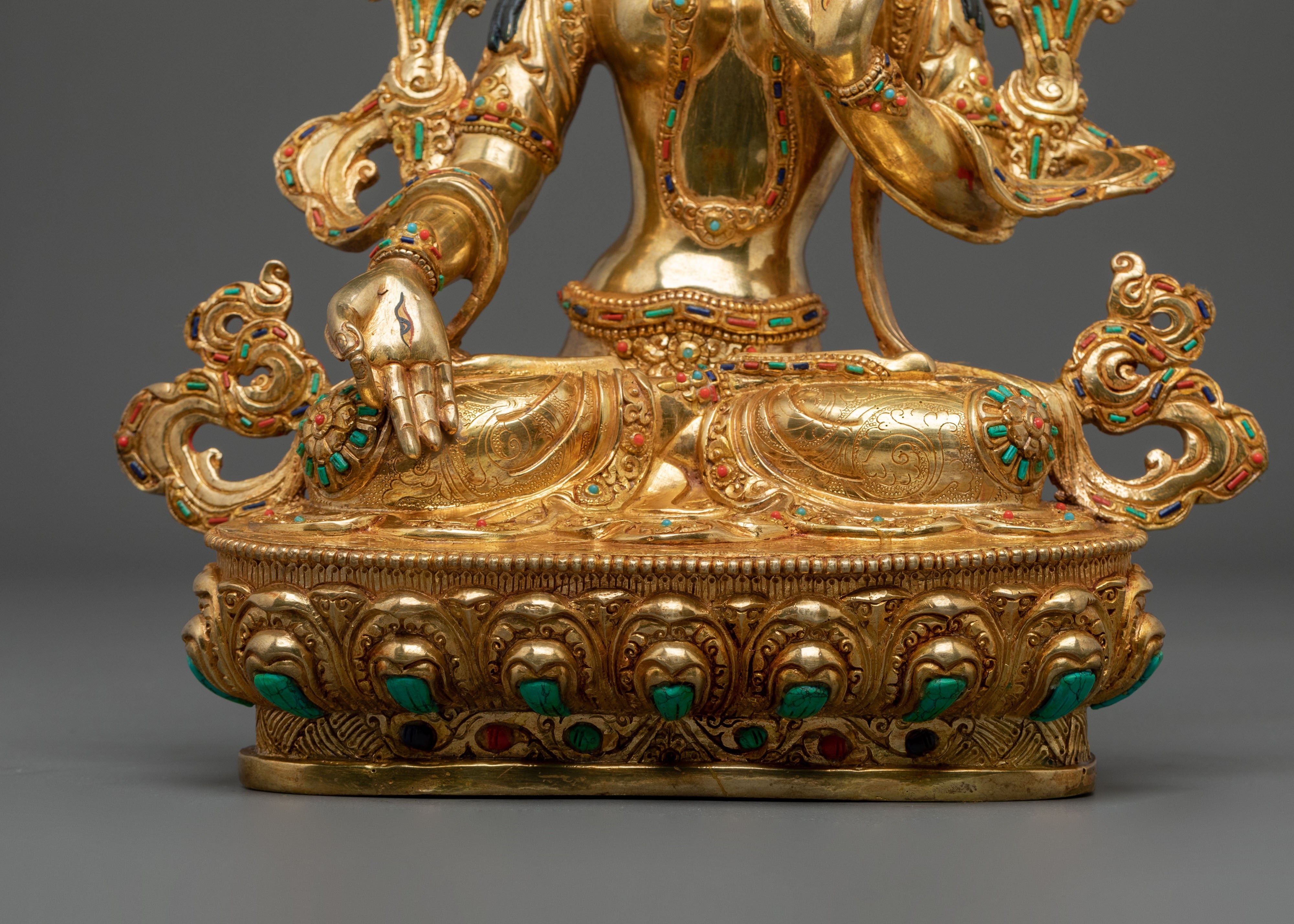 White Tara Buddhist Deity Statue: Goddess of Compassion and Longevity