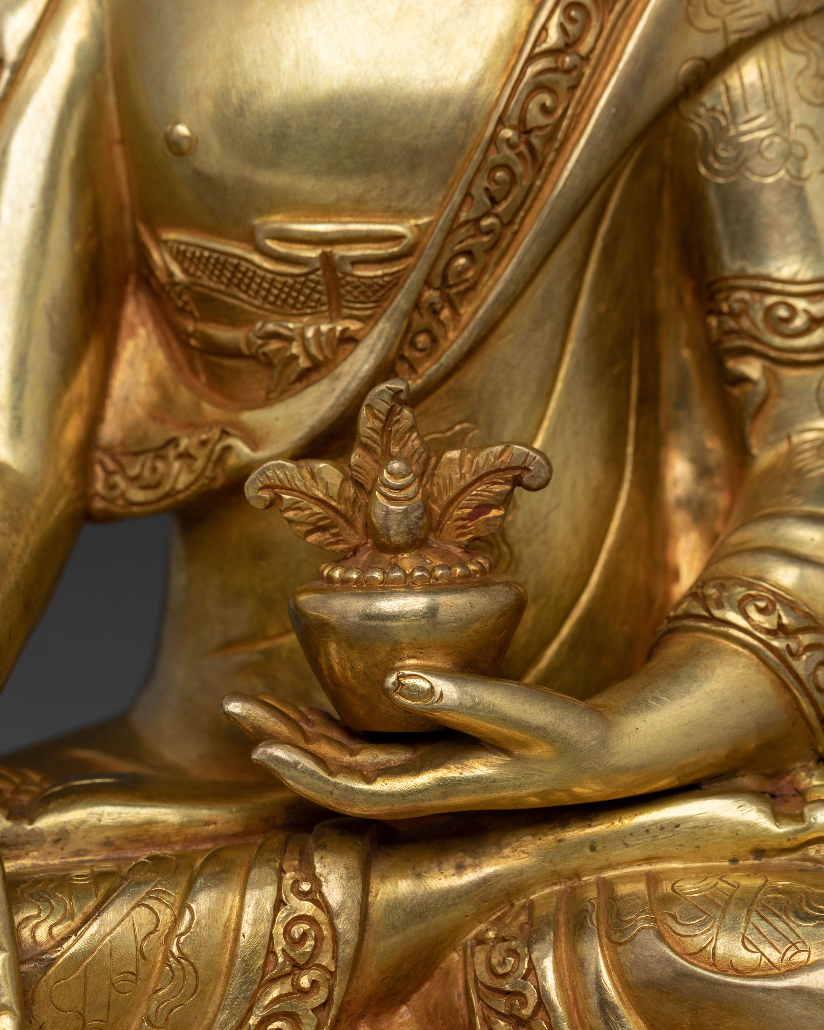 Medicine Buddha Statue of Healing Light | Traditional Buddhist Sculpture