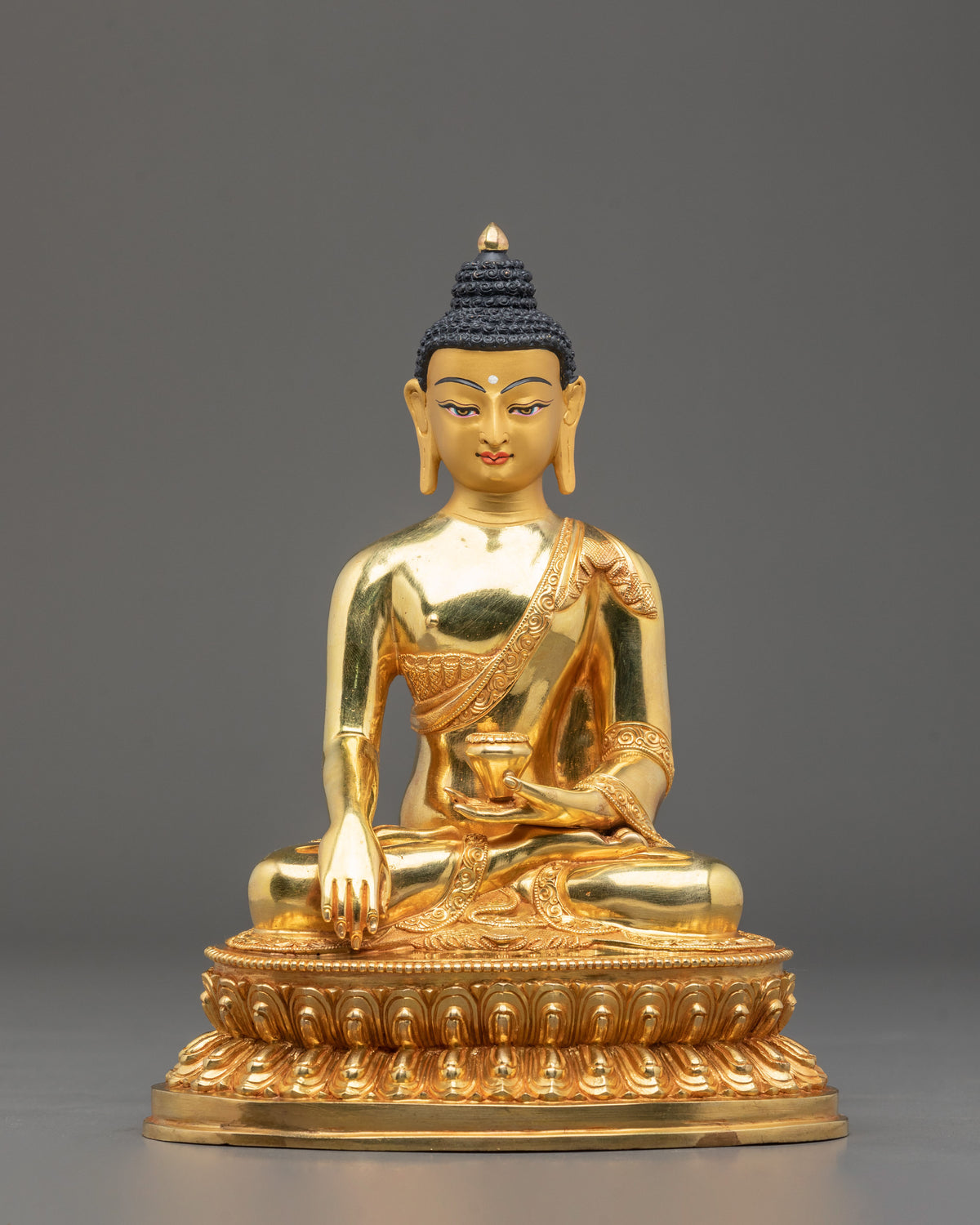 Siddhartha Gautama Buddha Sacred Sculpture | Symbol of the Path to Enlightenment