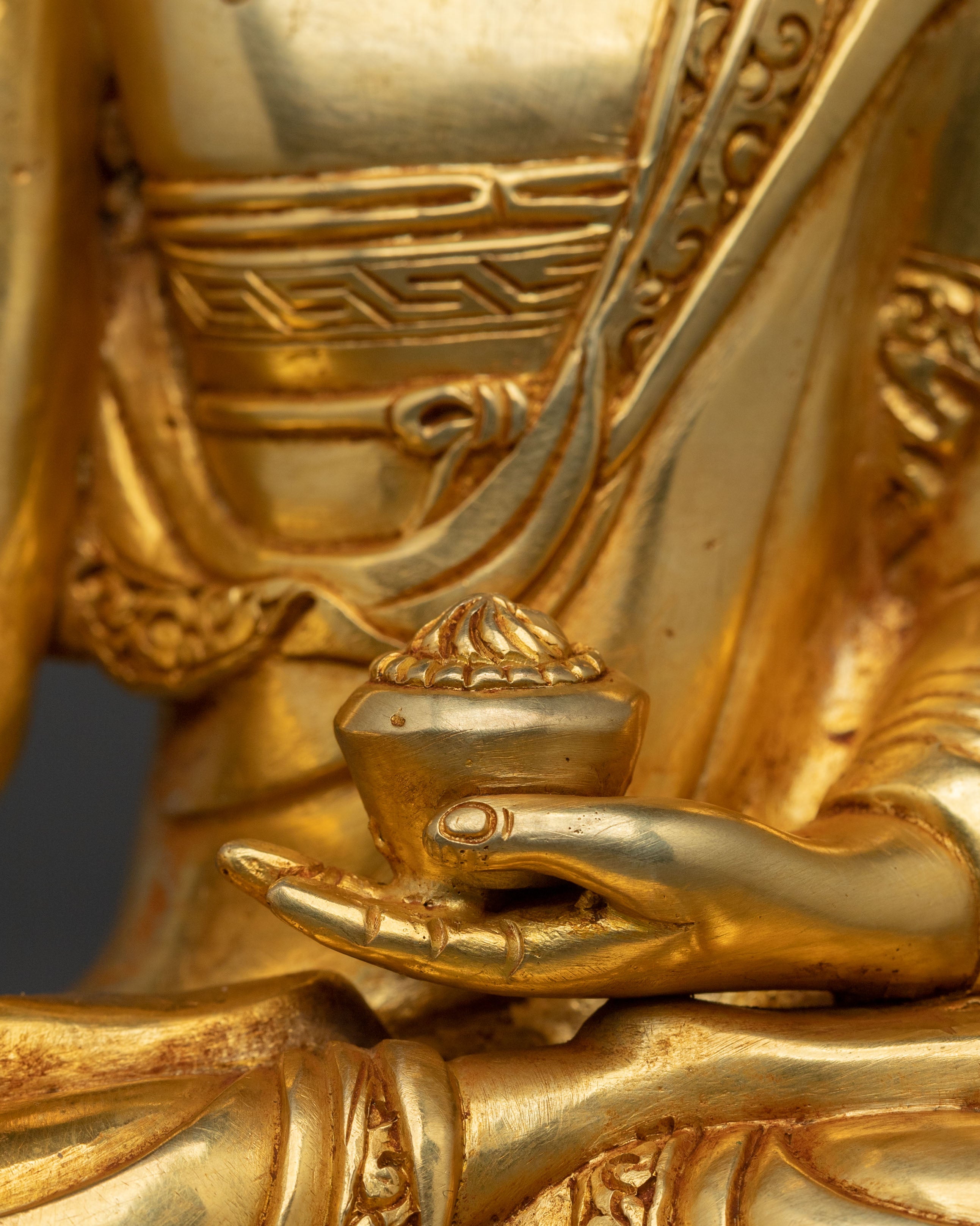 Shakyamuni Buddha Traditional Statue | Enlightened Figurine