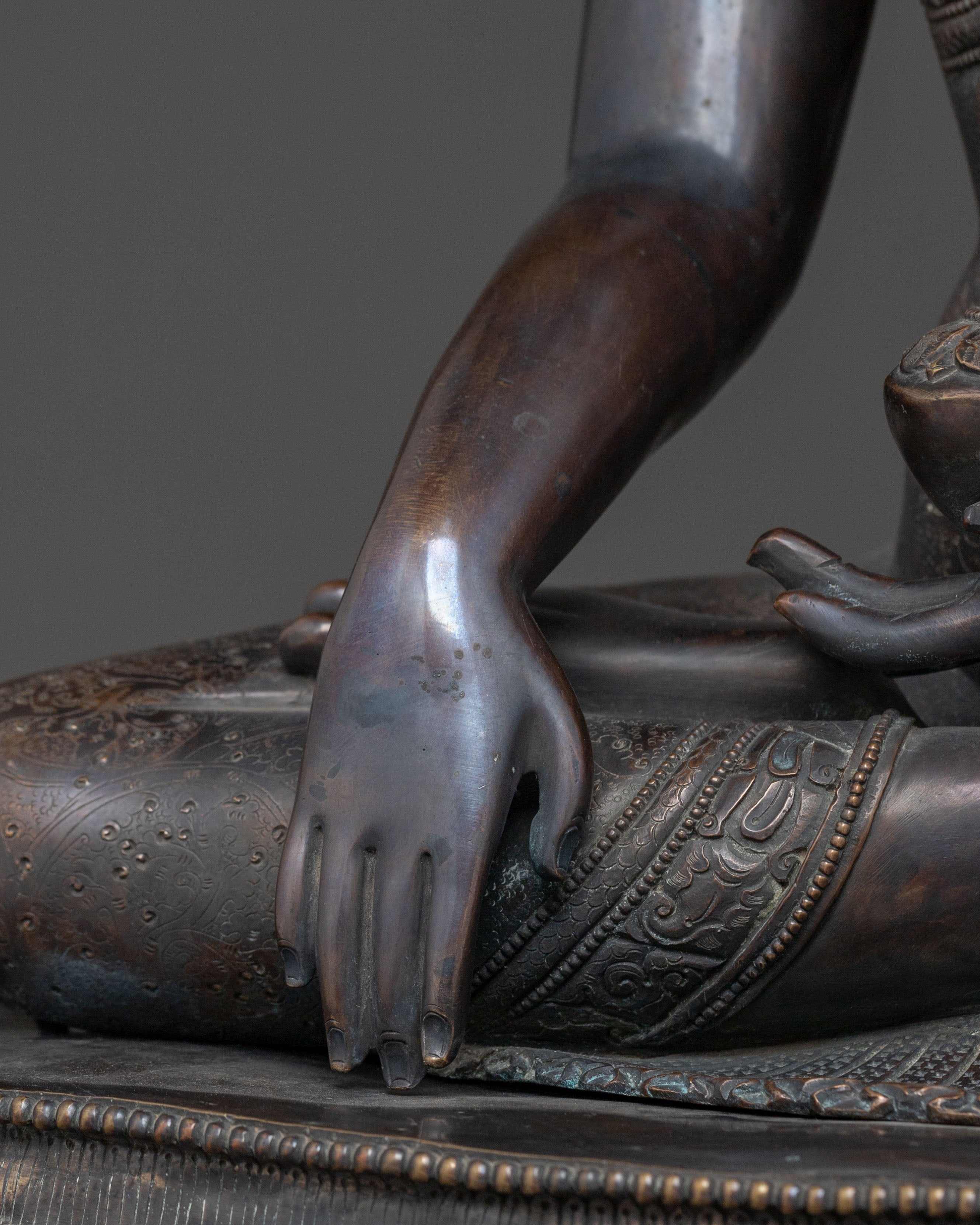 Shakyamuni Buddha Statue | Oxidized Copper Figurine