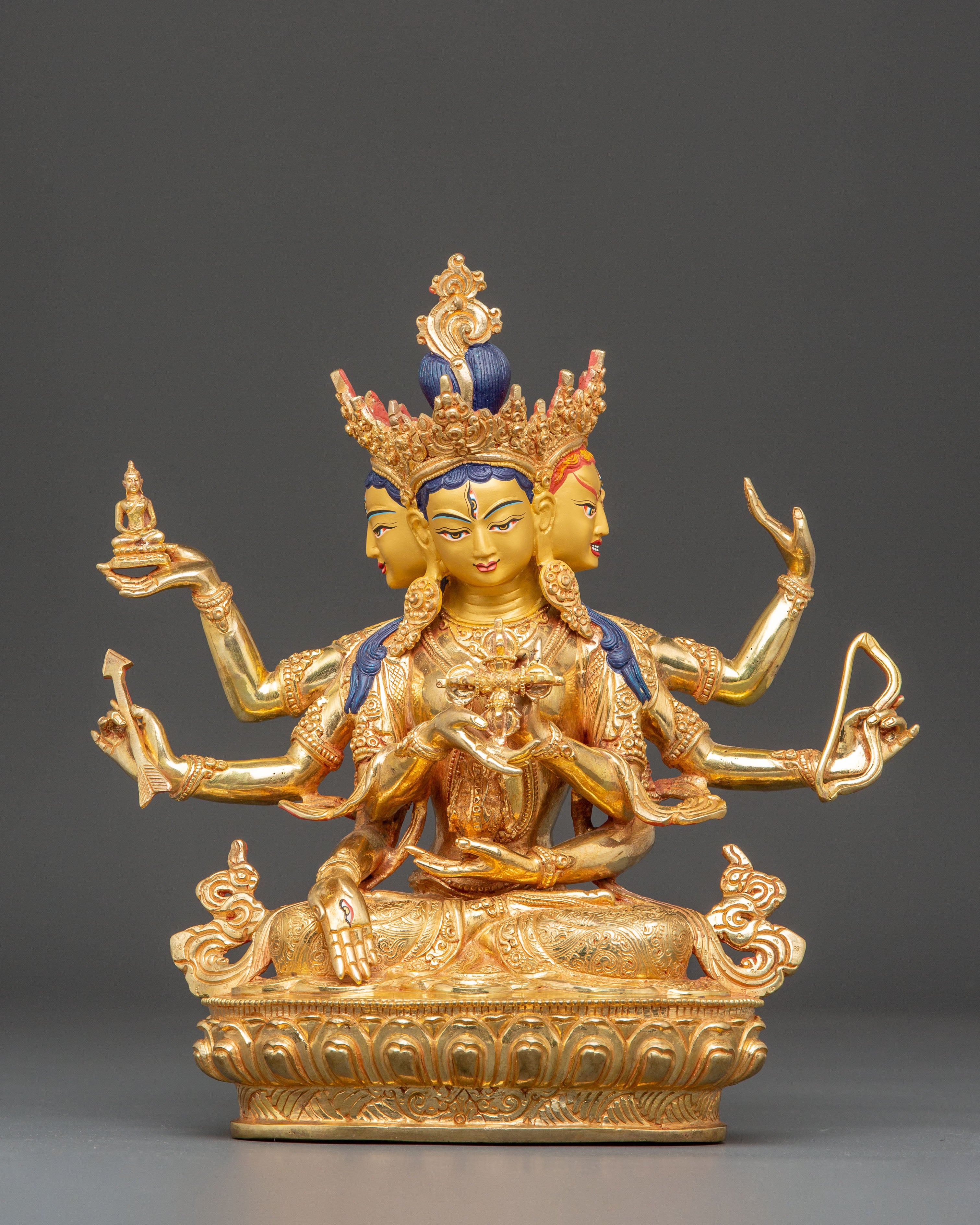 Namgyalma, Golden Handmade Statue