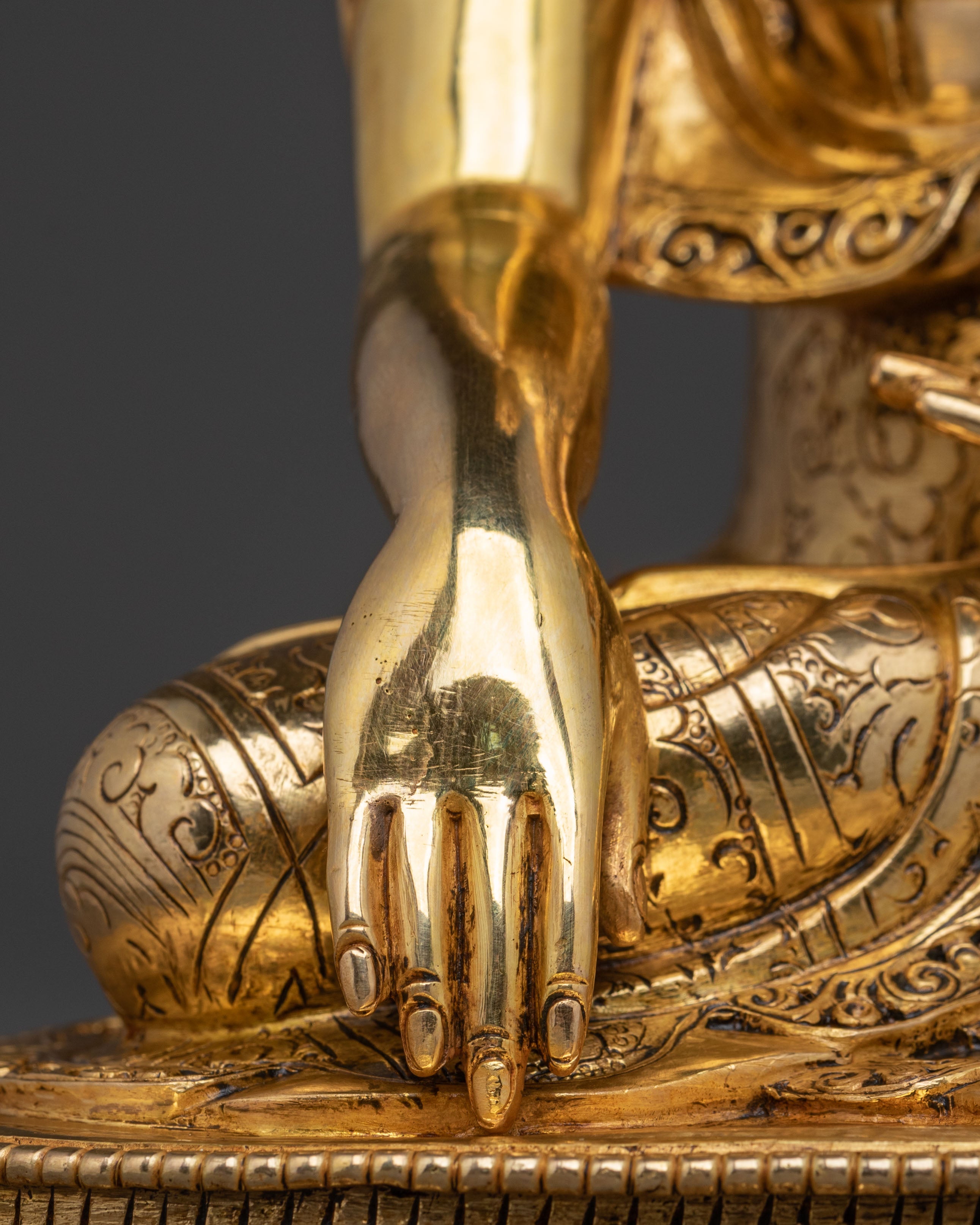 Handmade Shakyamuni Buddha Statue | Enlightened One